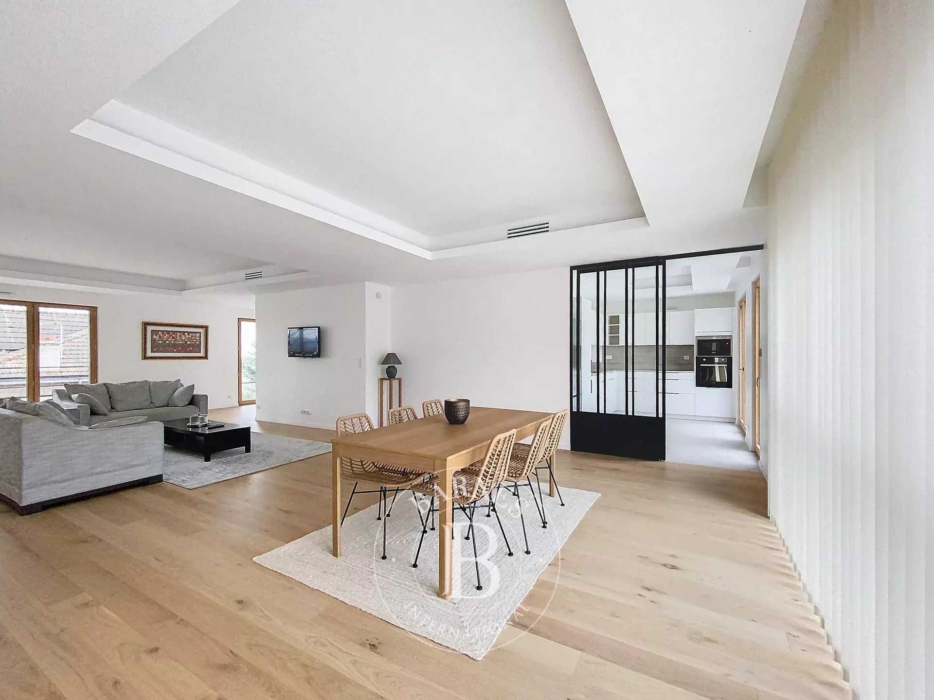 Le Vésinet  - Appartement 5 Pièces 3 Chambres