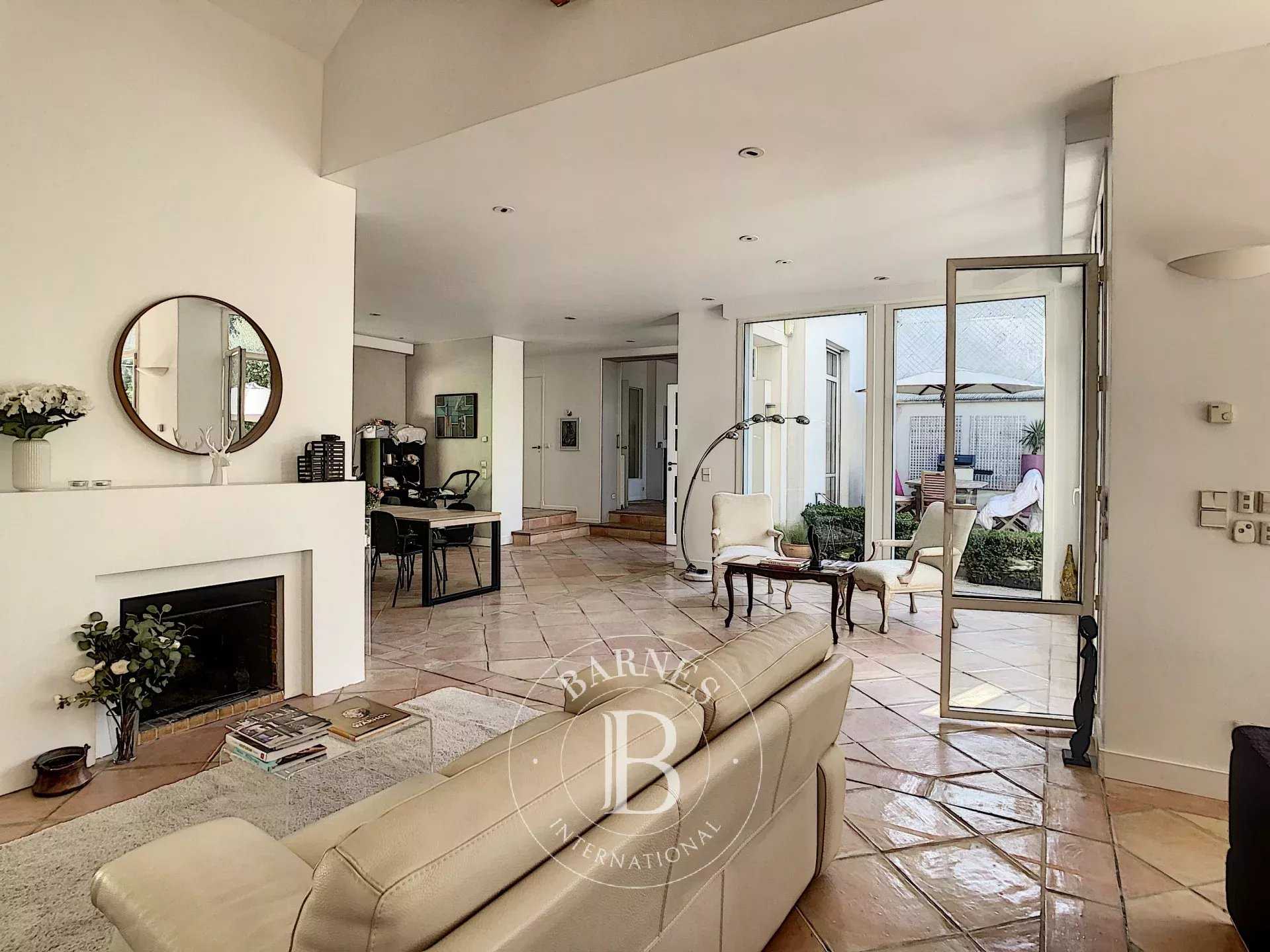Saint-Germain-en-Laye  - Casa 9 Cuartos 4 Habitaciones
