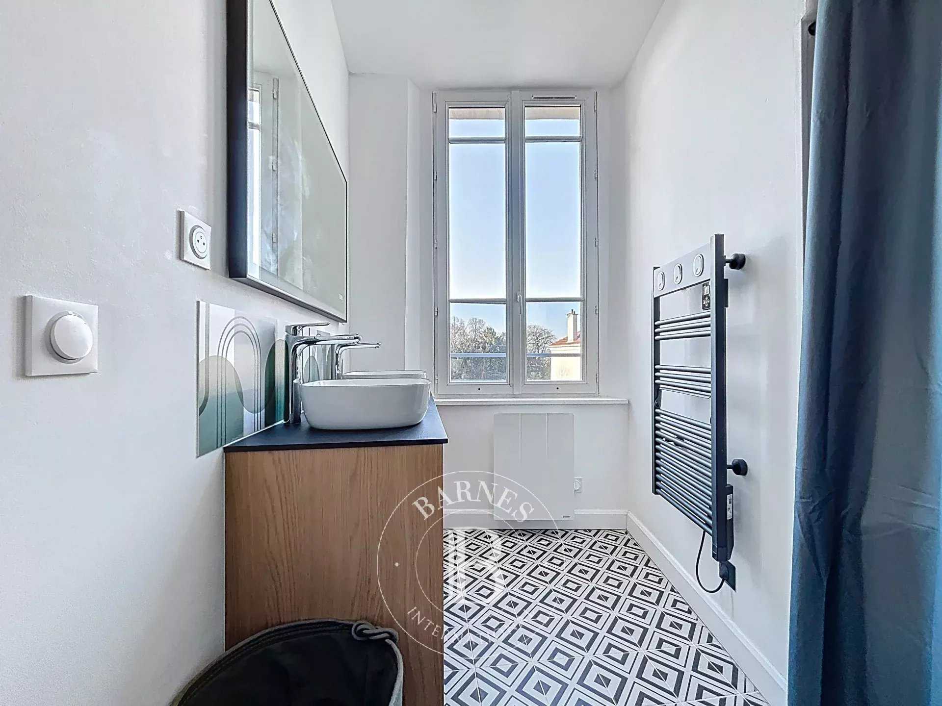 Saint-Germain-en-Laye  - Piso 3 Cuartos 2 Habitaciones