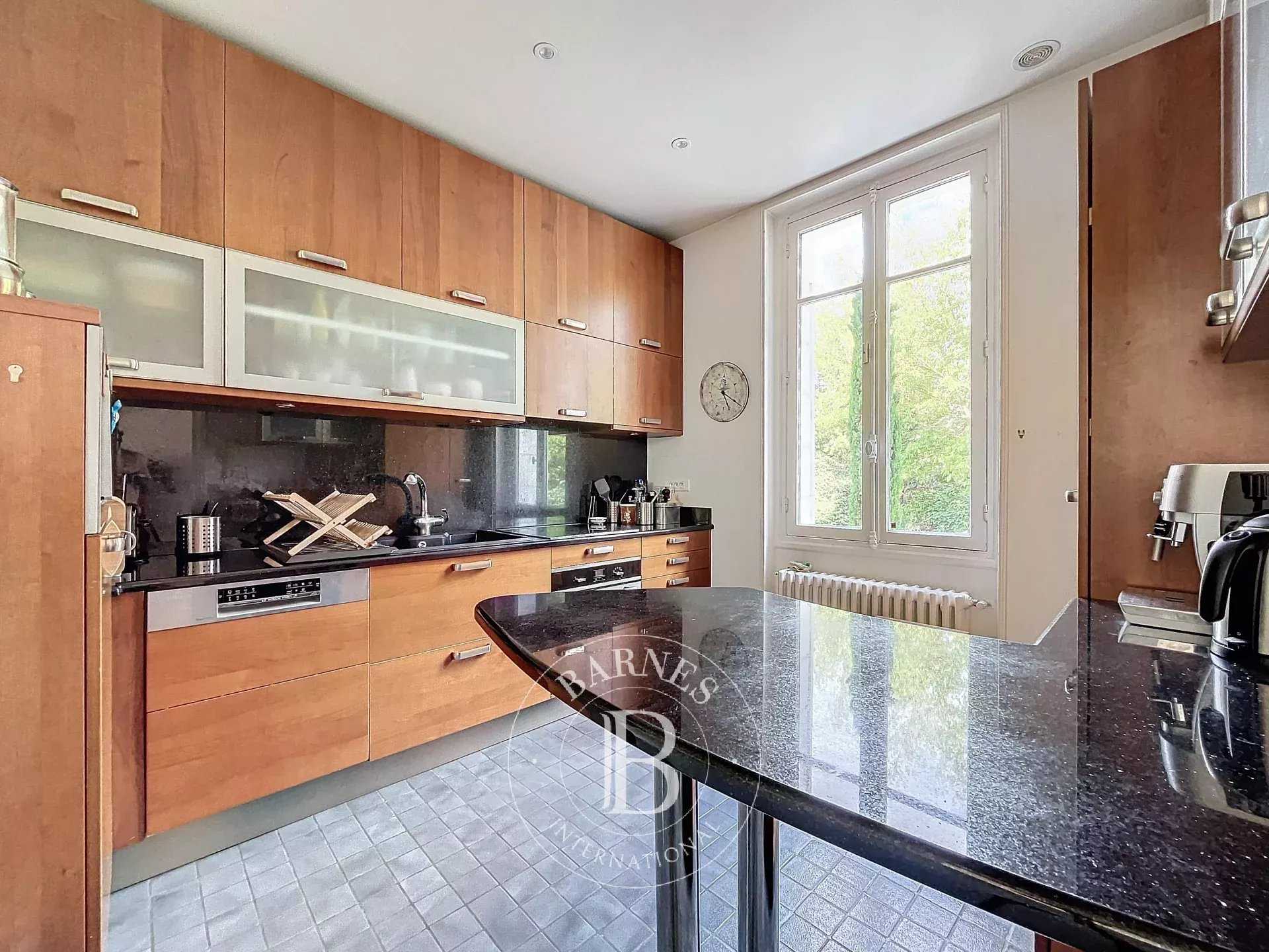 Maisons-Laffitte  - Maison 7 Pièces 5 Chambres