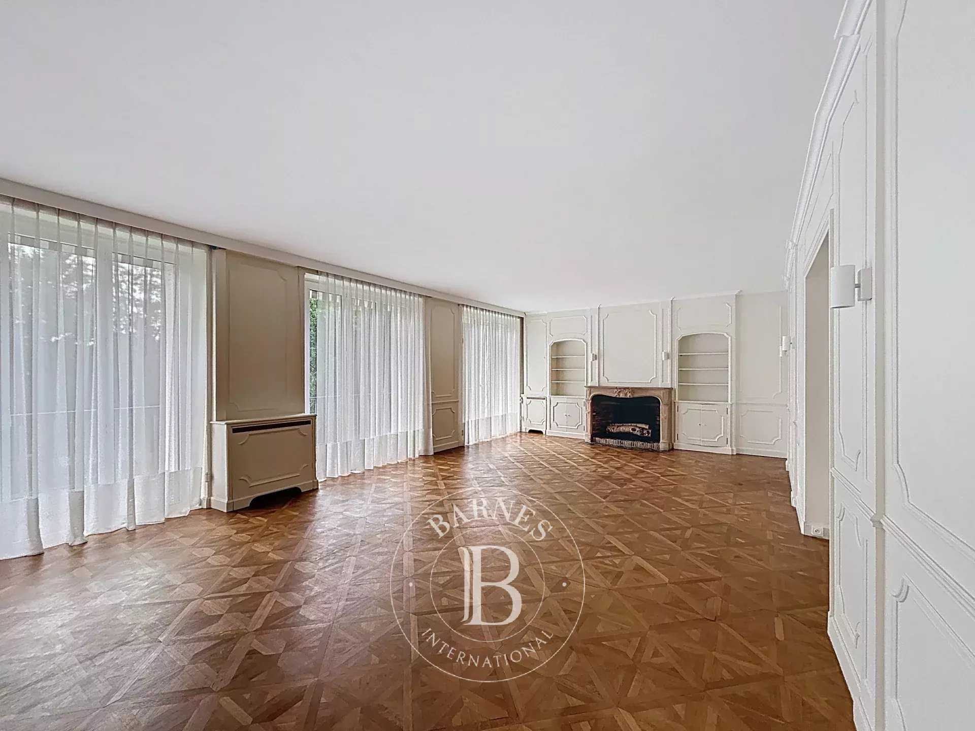 Saint-Germain-en-Laye  - Appartement 6 Pièces 4 Chambres
