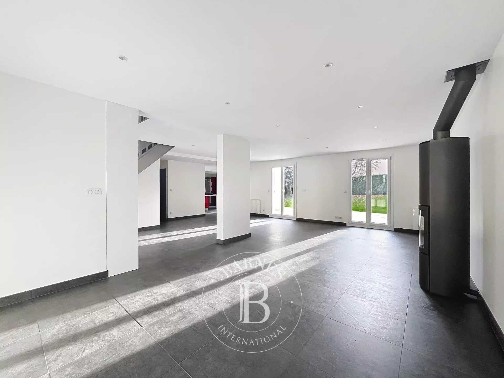 Louveciennes  - House 7 Bedrooms