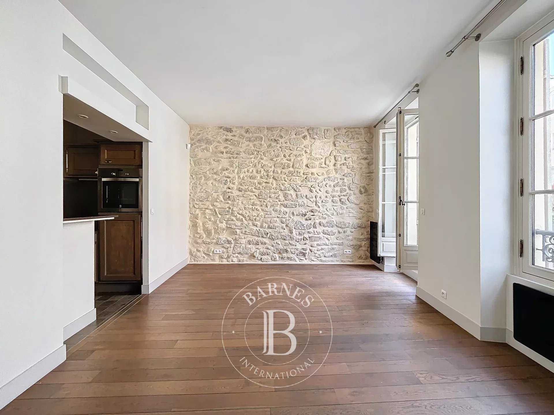 Saint-Germain-en-Laye  - Appartement 2 Pièces, 1 Chambre