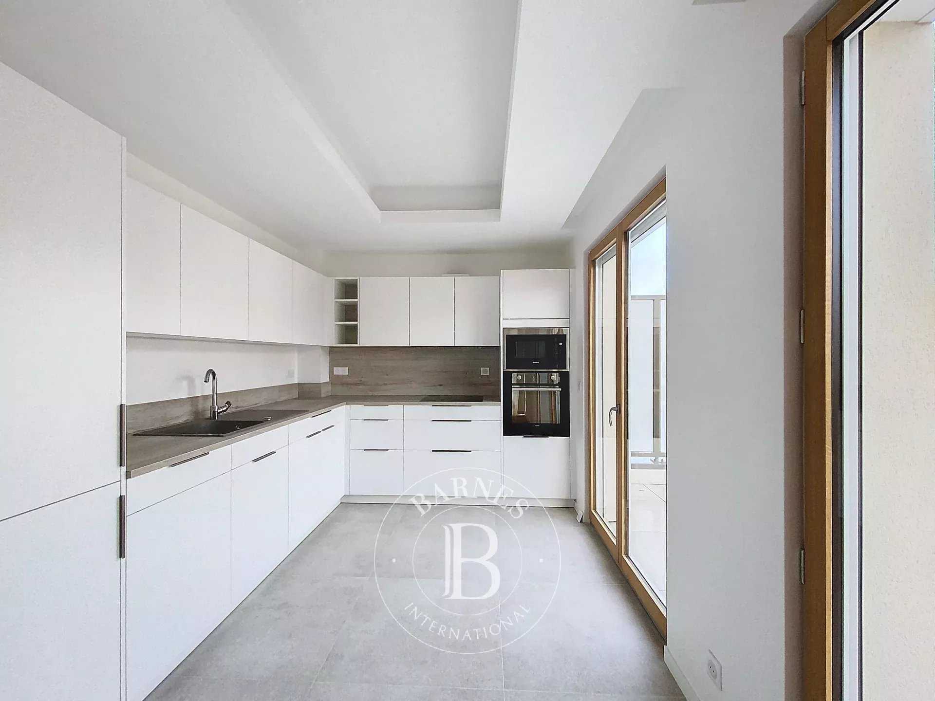 Le Vésinet  - Appartement 5 Pièces 3 Chambres