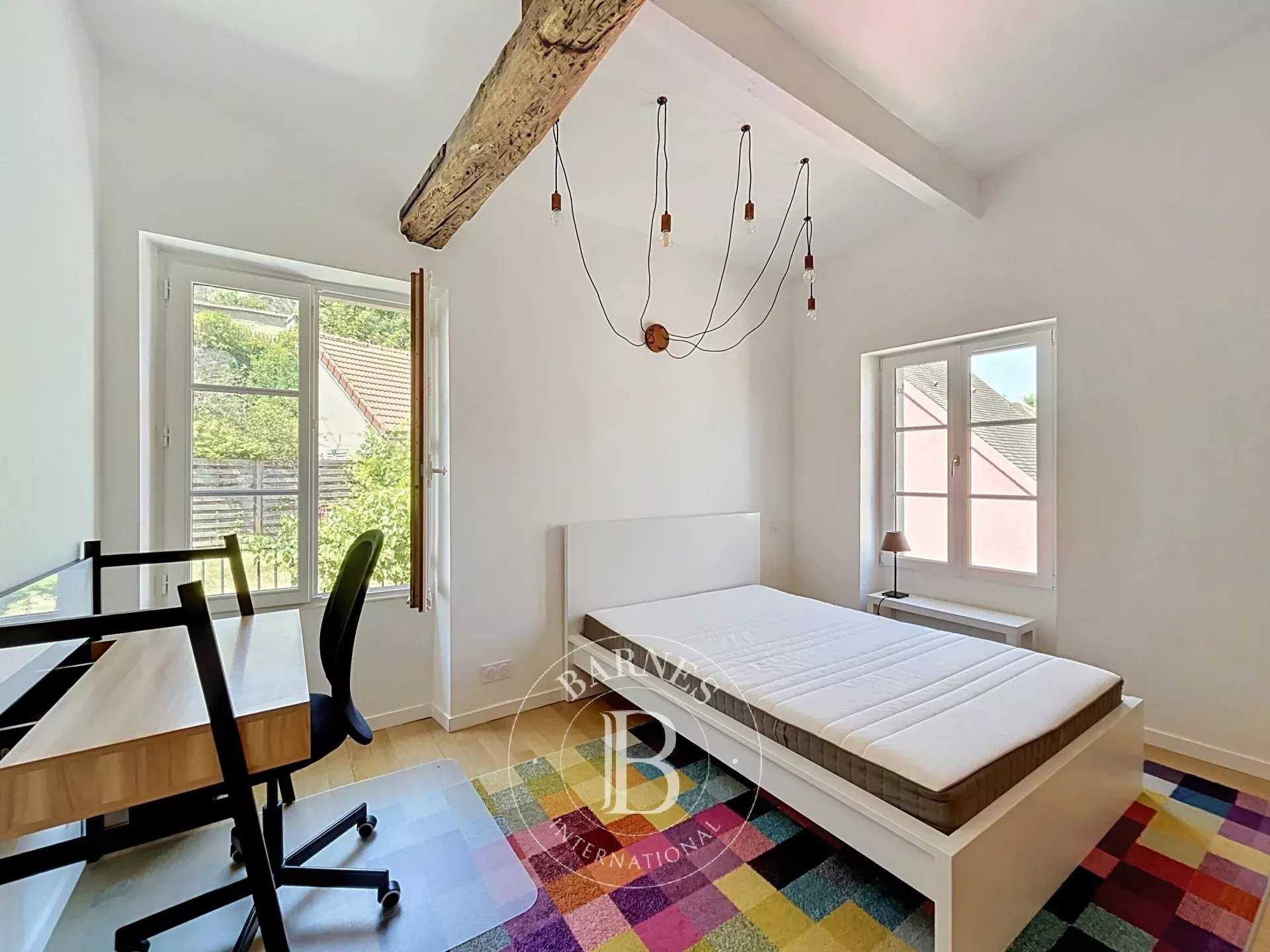 Le Pecq  - Maison de ville 5 Pi&egrave;ces 3 Chambres