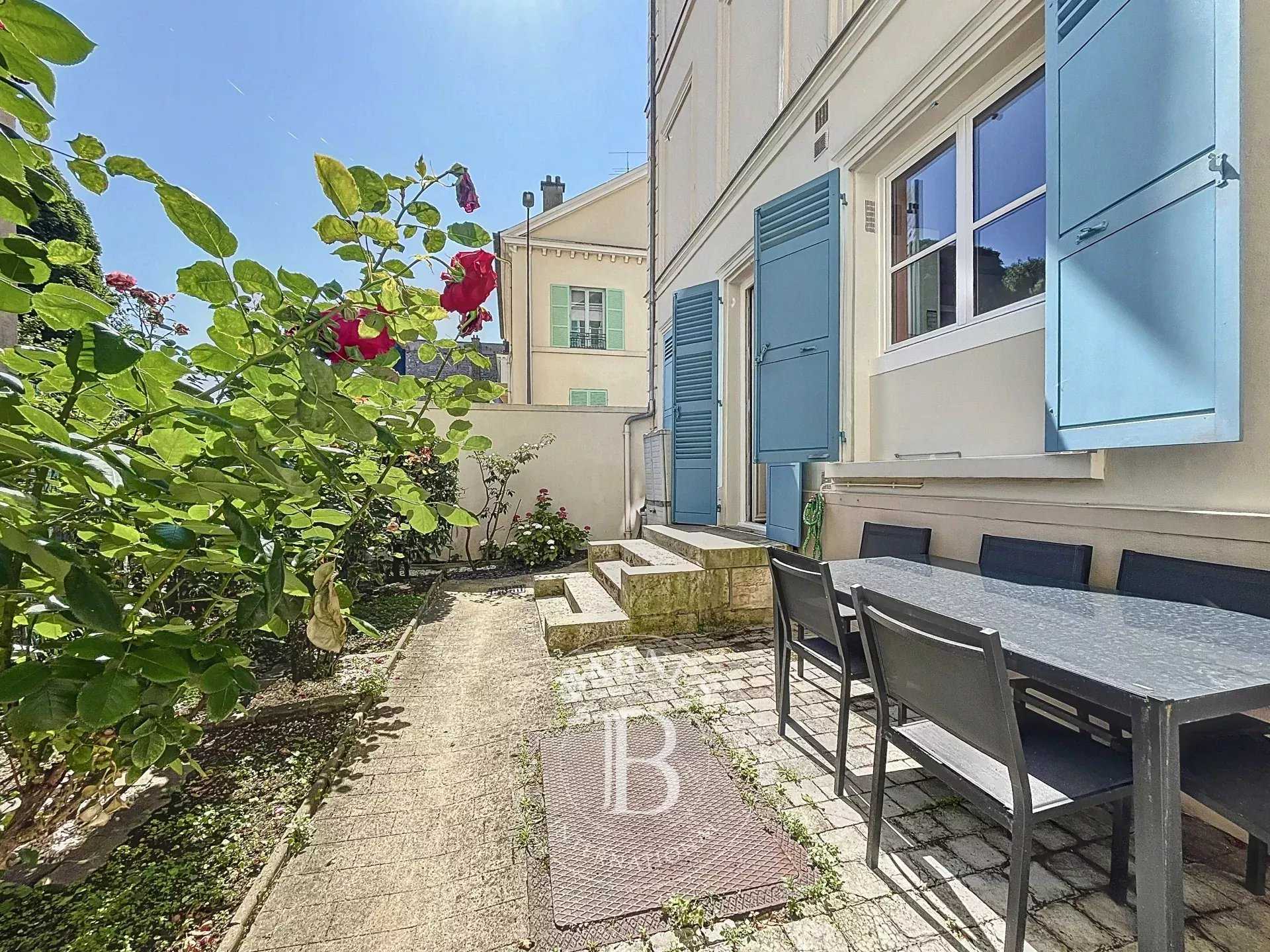 Apartment Saint-Germain-en-Laye  -  ref 85975097 (picture 1)