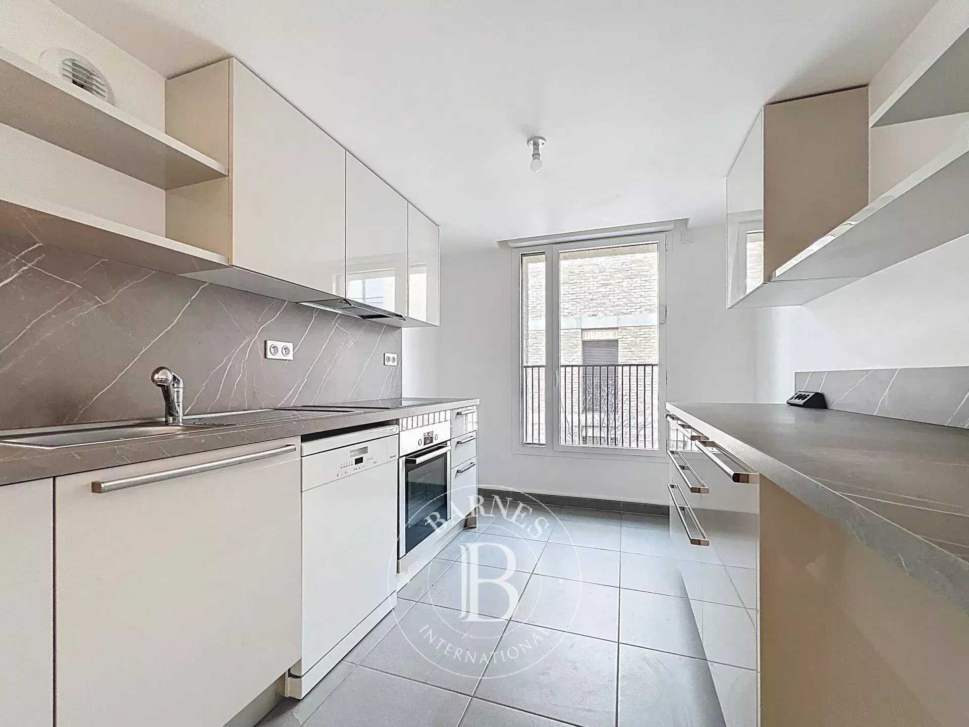 Appartement Versailles  -  ref 82331094 (picture 3)