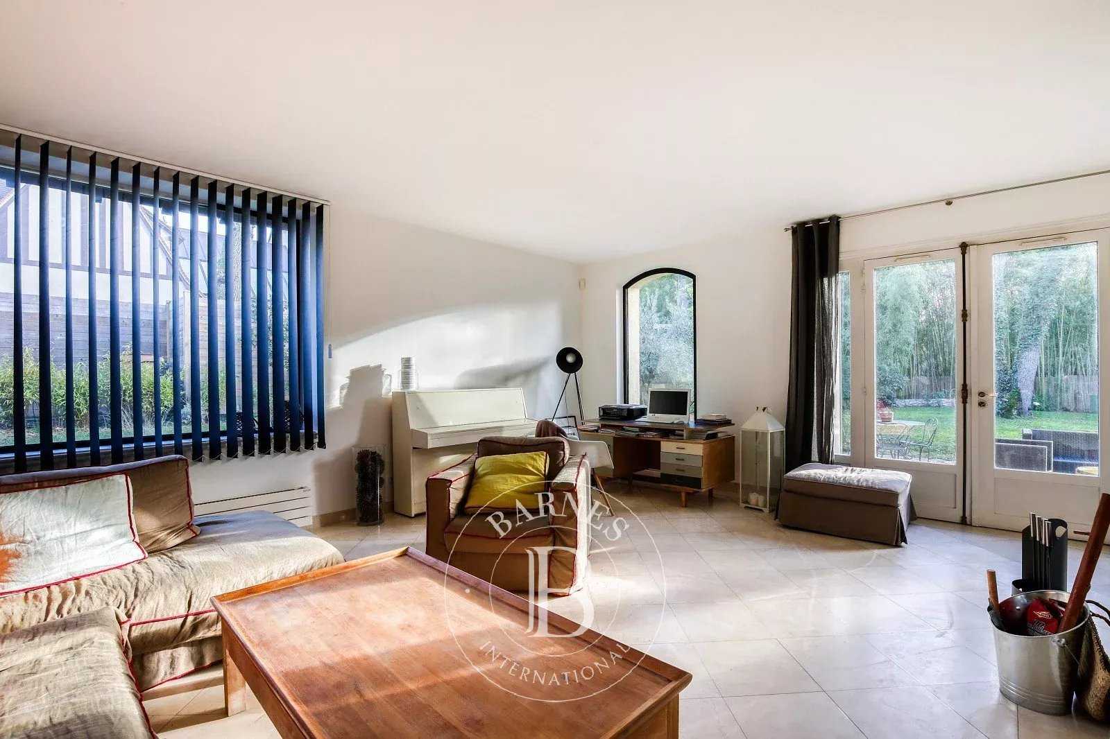 House Croissy-sur-Seine  -  ref 2772676 (picture 2)