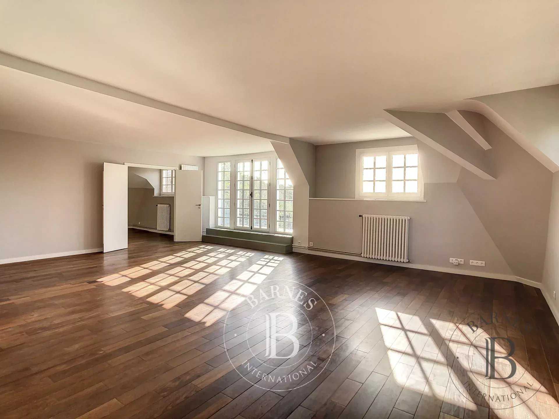 Duplex Jouy-en-Josas  -  ref 2770001 (picture 1)