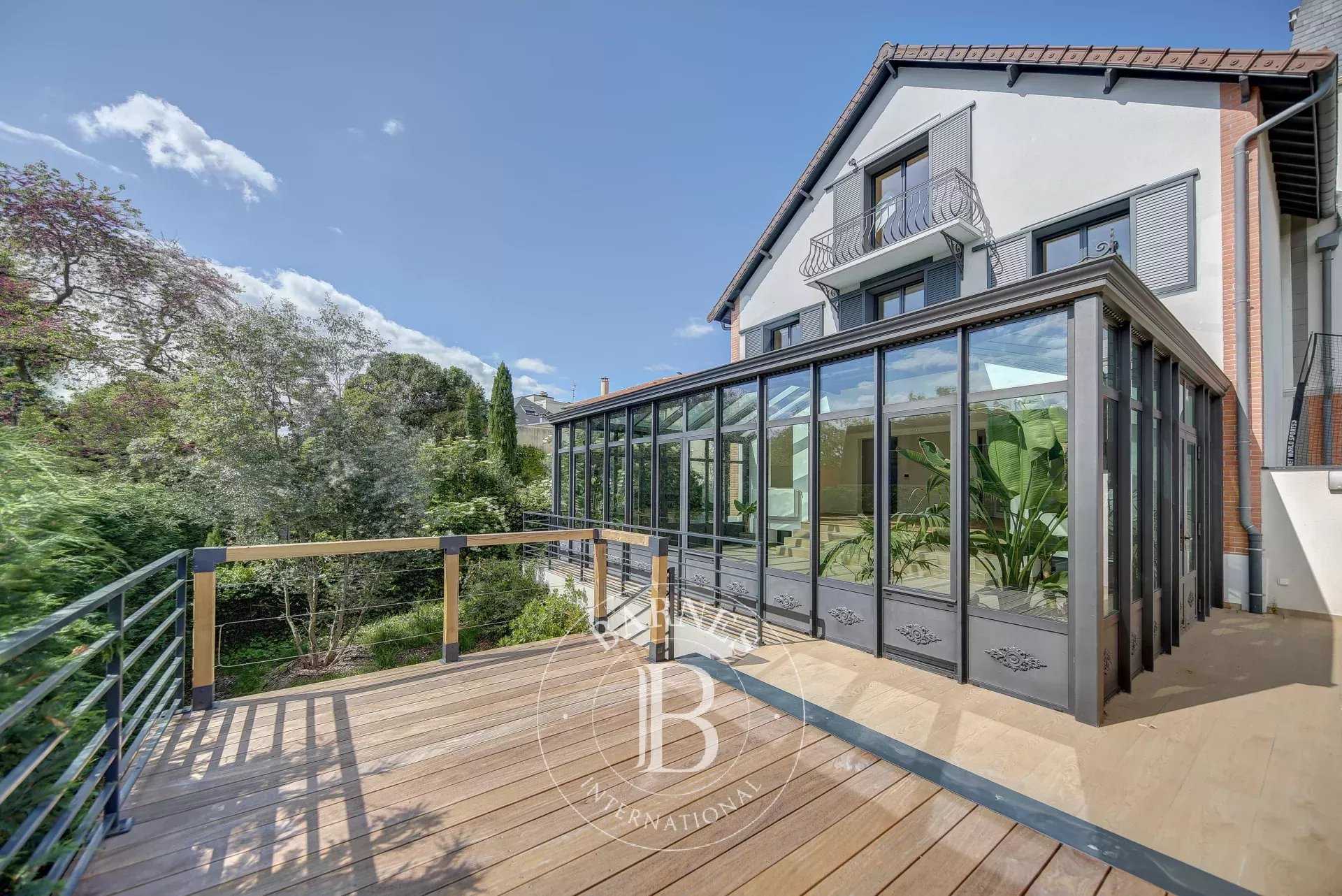 Maison Saint-Germain-en-Laye  -  ref 86090214 (picture 1)