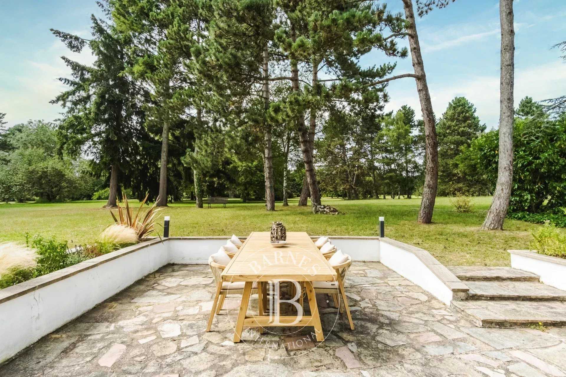 Maison Noisy-le-Roi  -  ref 85496966 (picture 1)