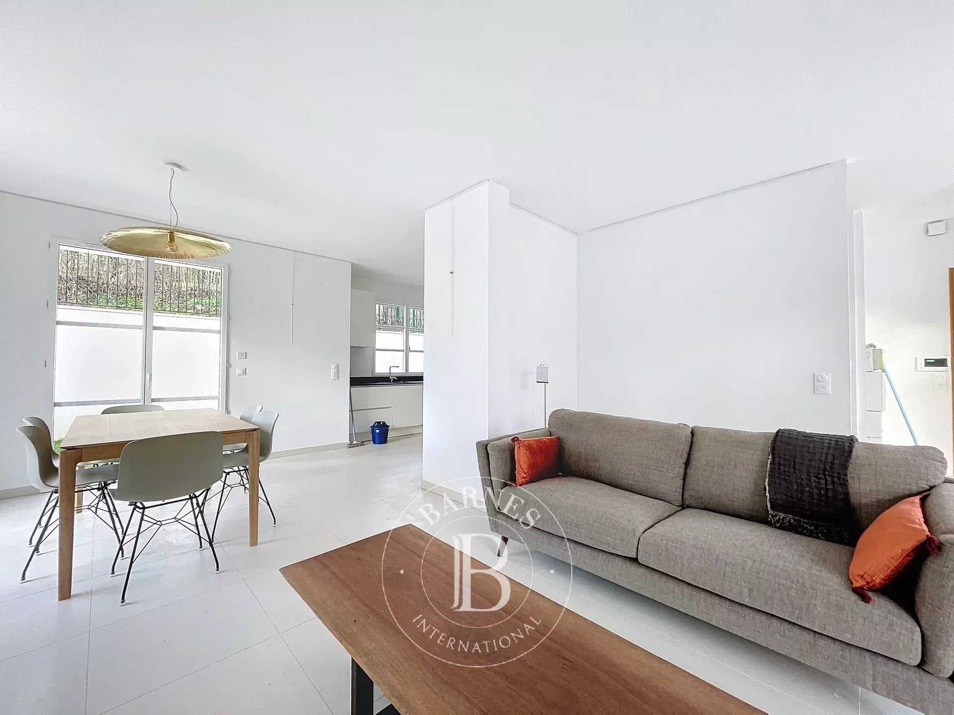 Maison La Celle-Saint-Cloud  -  ref 84155379 (picture 2)