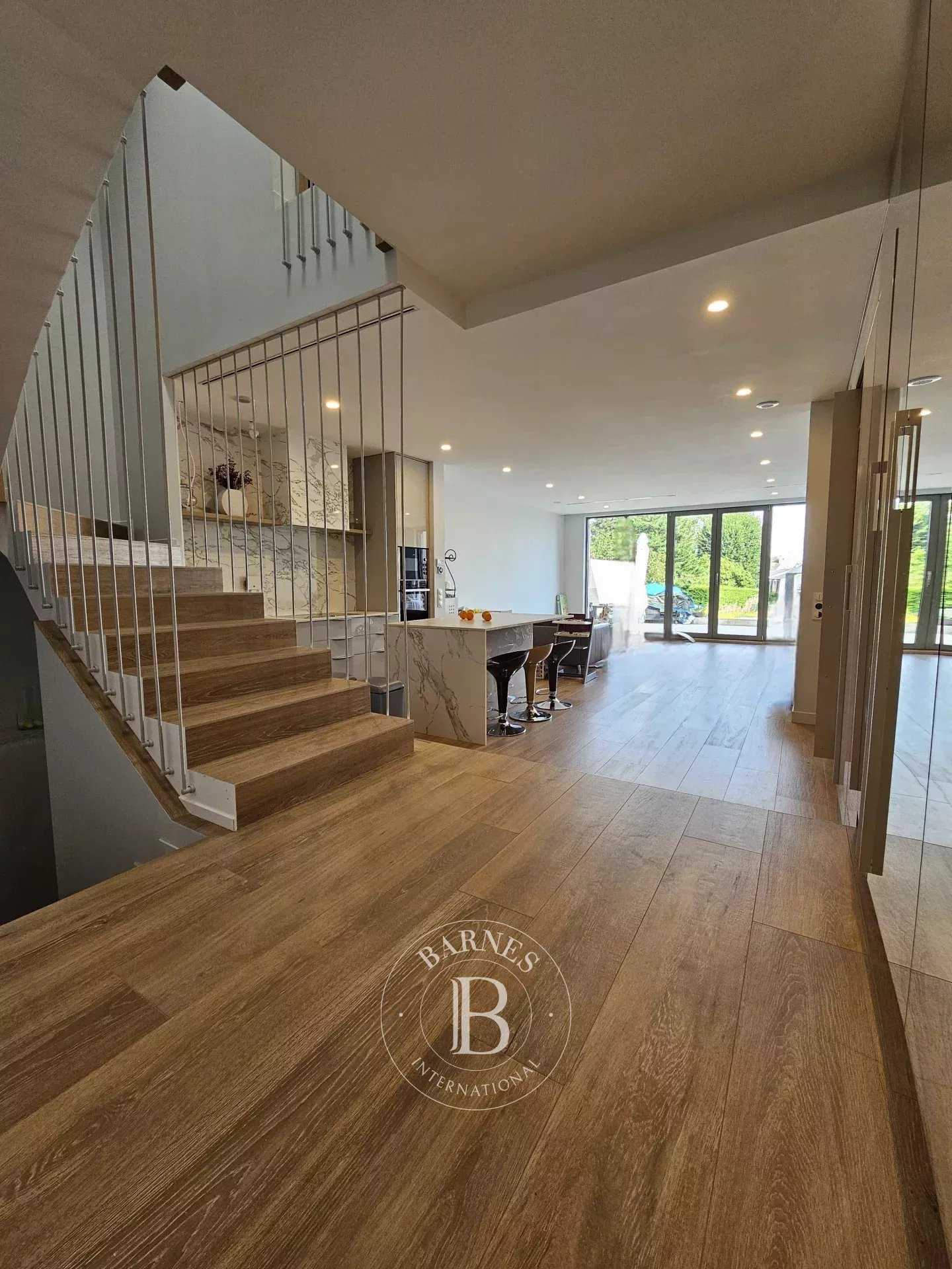 House Orgeval  -  ref 85984256 (picture 2)