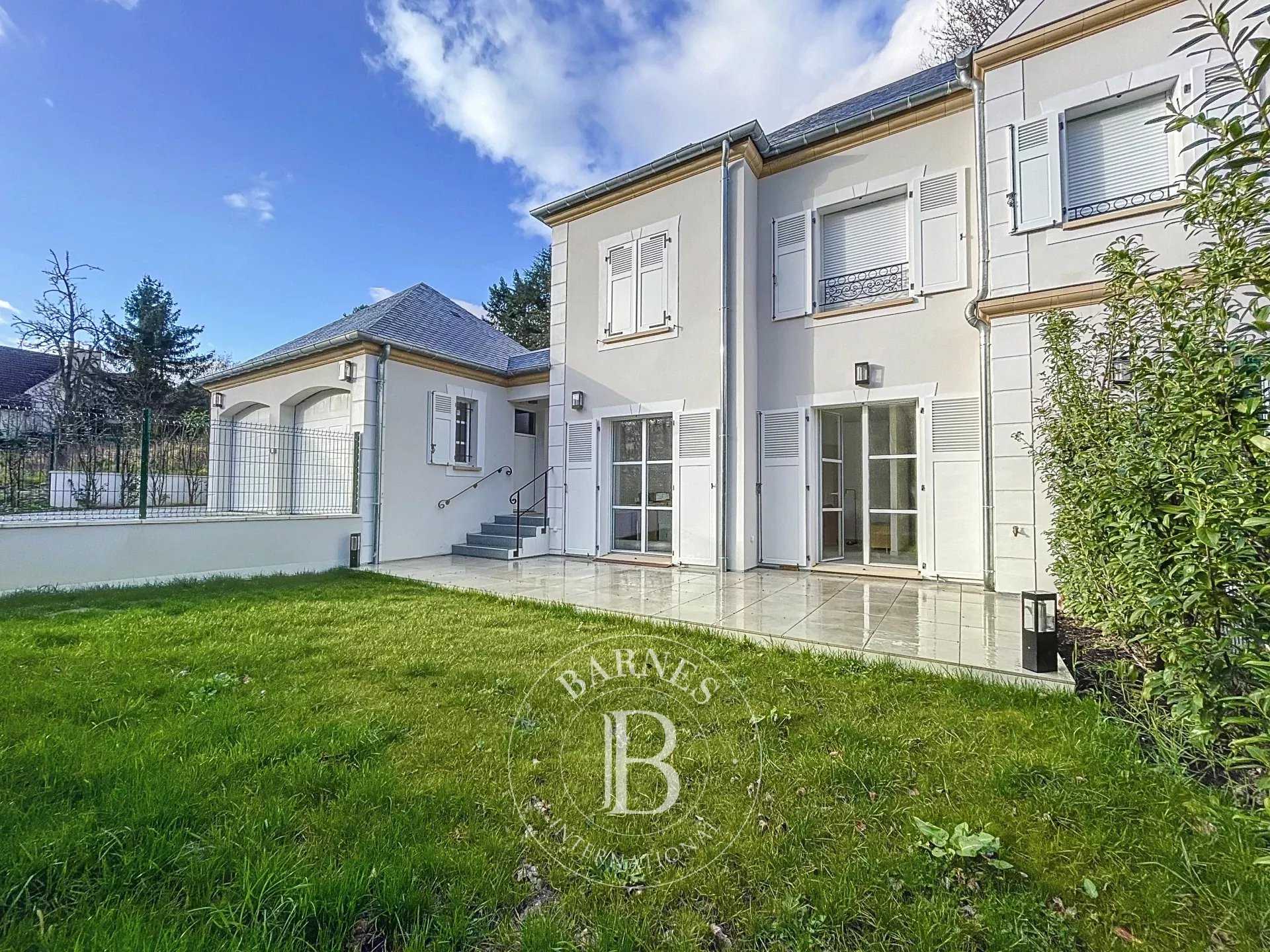 Maison La Celle-Saint-Cloud  -  ref 84155379 (picture 1)