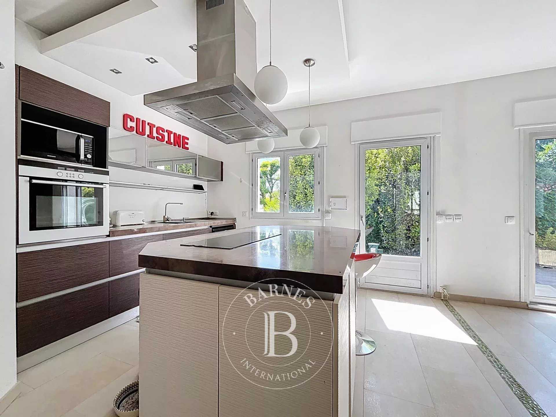 Casa Saint-Germain-en-Laye  -  ref 85965864 (picture 2)