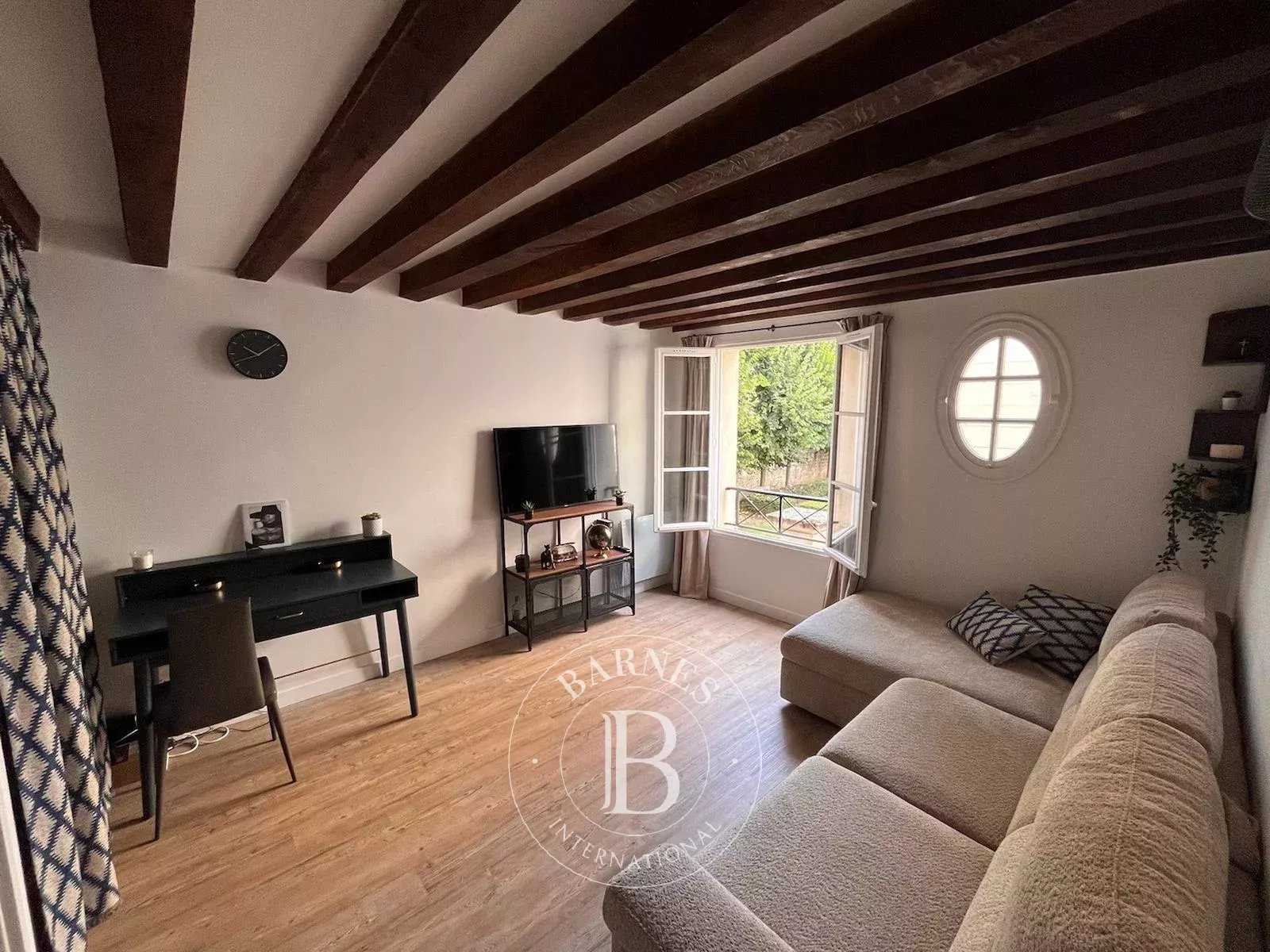 Estudio Saint-Germain-en-Laye  -  ref 85538882 (picture 1)