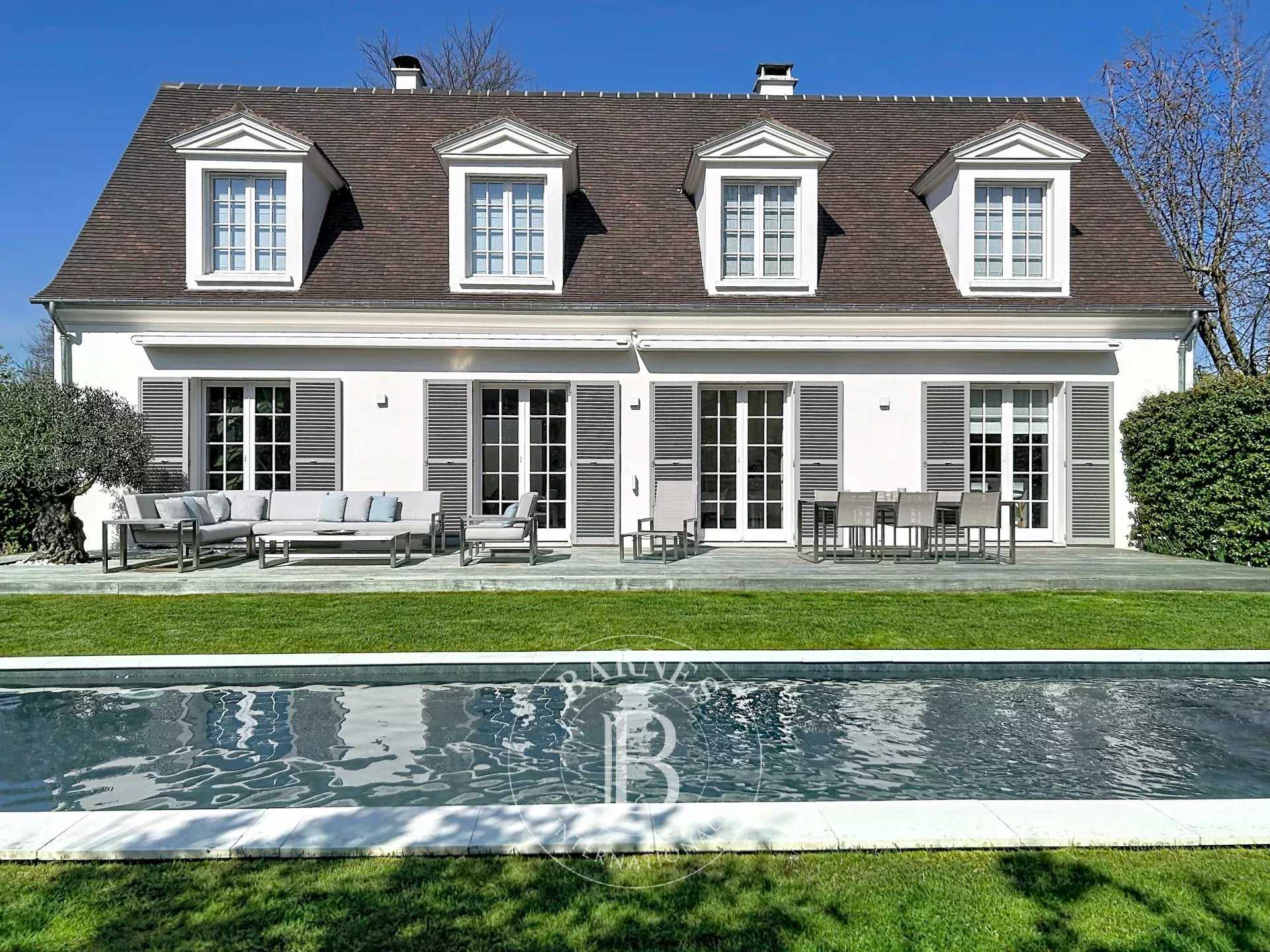 Maison Croissy-sur-Seine  -  ref 86749543 (picture 1)