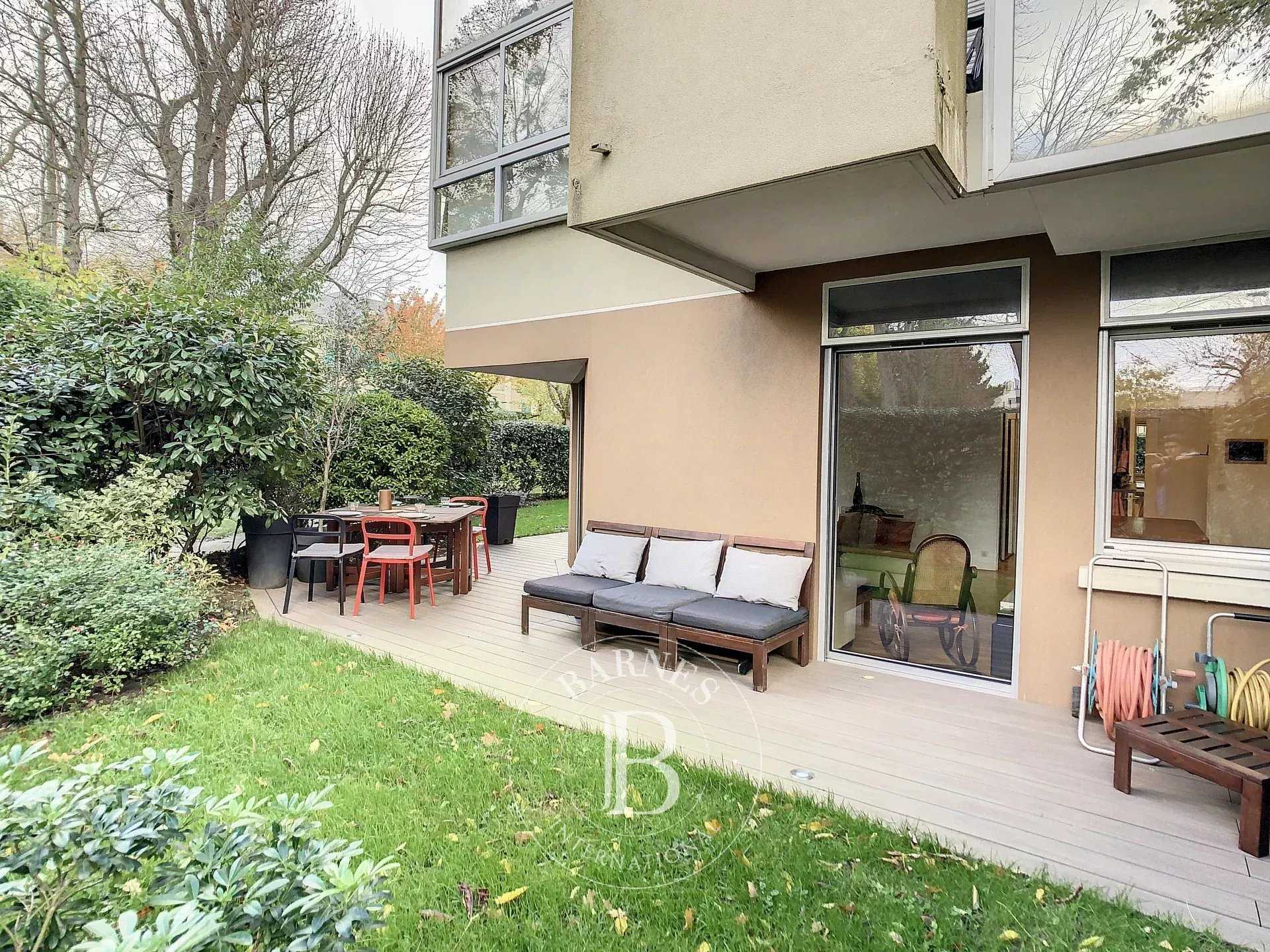 Appartement Saint-Germain-en-Laye  -  ref 83711329 (picture 1)