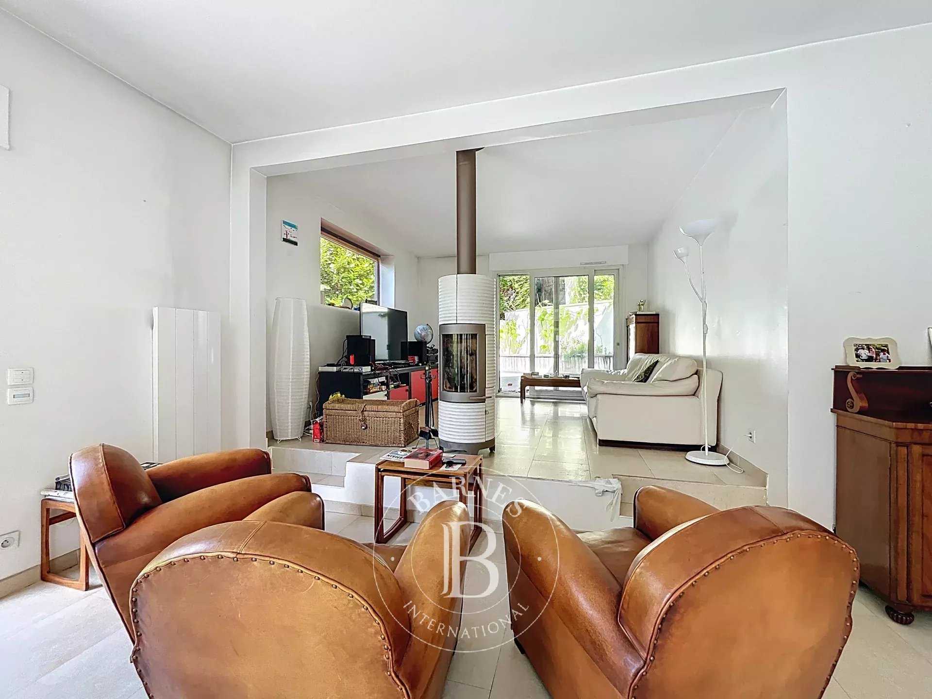 Casa Saint-Germain-en-Laye  -  ref 85965864 (picture 1)