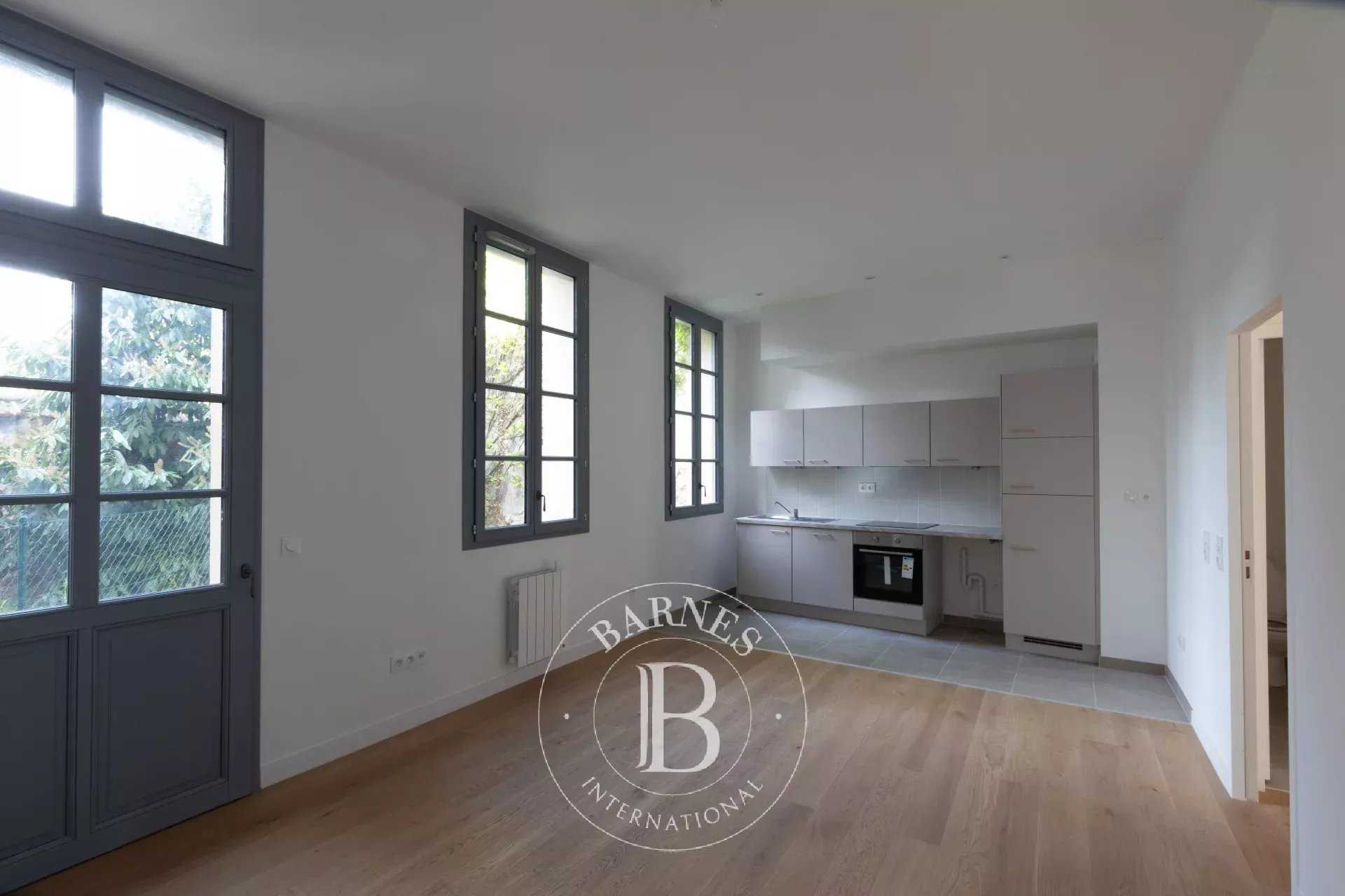 Appartement Versailles  -  ref 87231849 (picture 3)