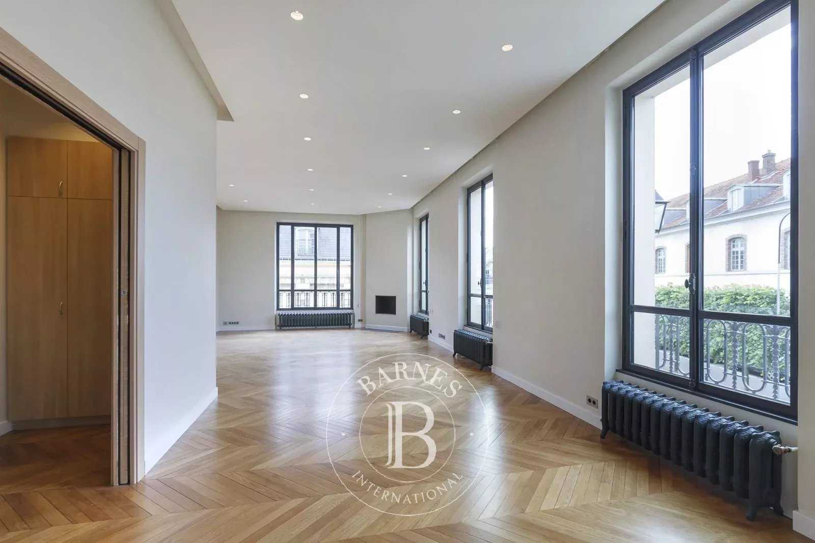 Appartement Saint-Germain-en-Laye  -  ref 2767193 (picture 2)