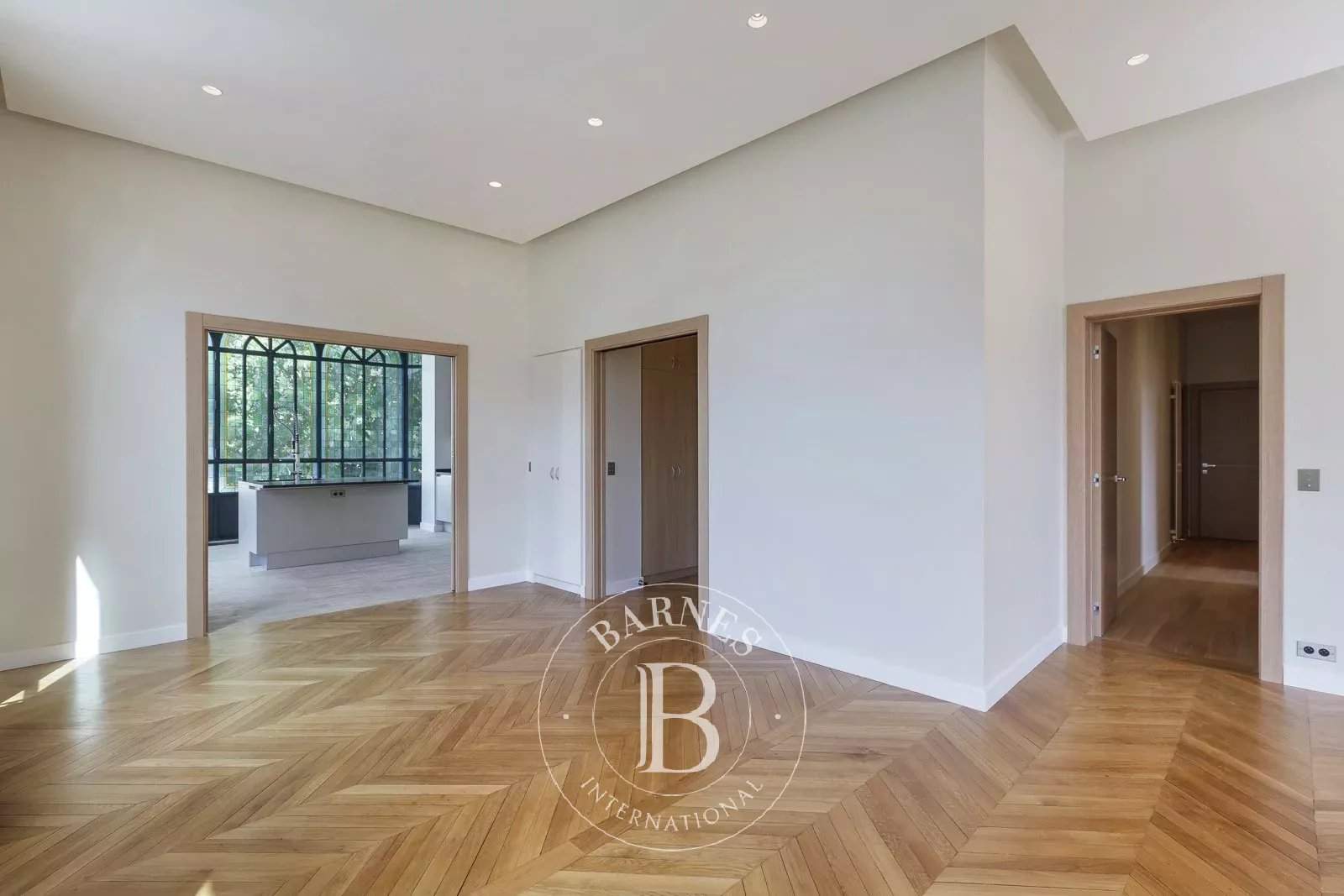 Saint-Germain-en-Laye  - Appartement 5 Pi&egrave;ces 3 Chambres - picture 13