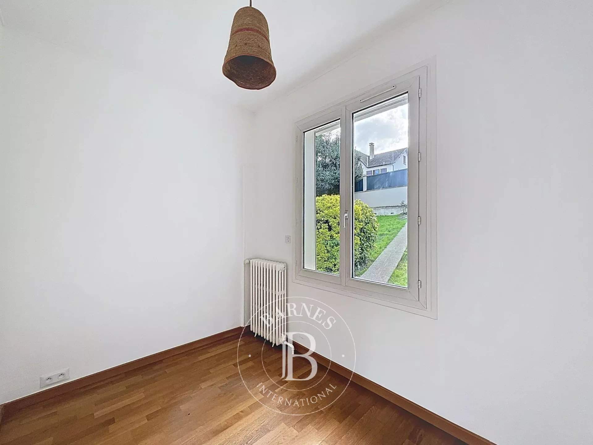 Marly-le-Roi  - Maison 5 Pi&egrave;ces 3 Chambres - picture 10