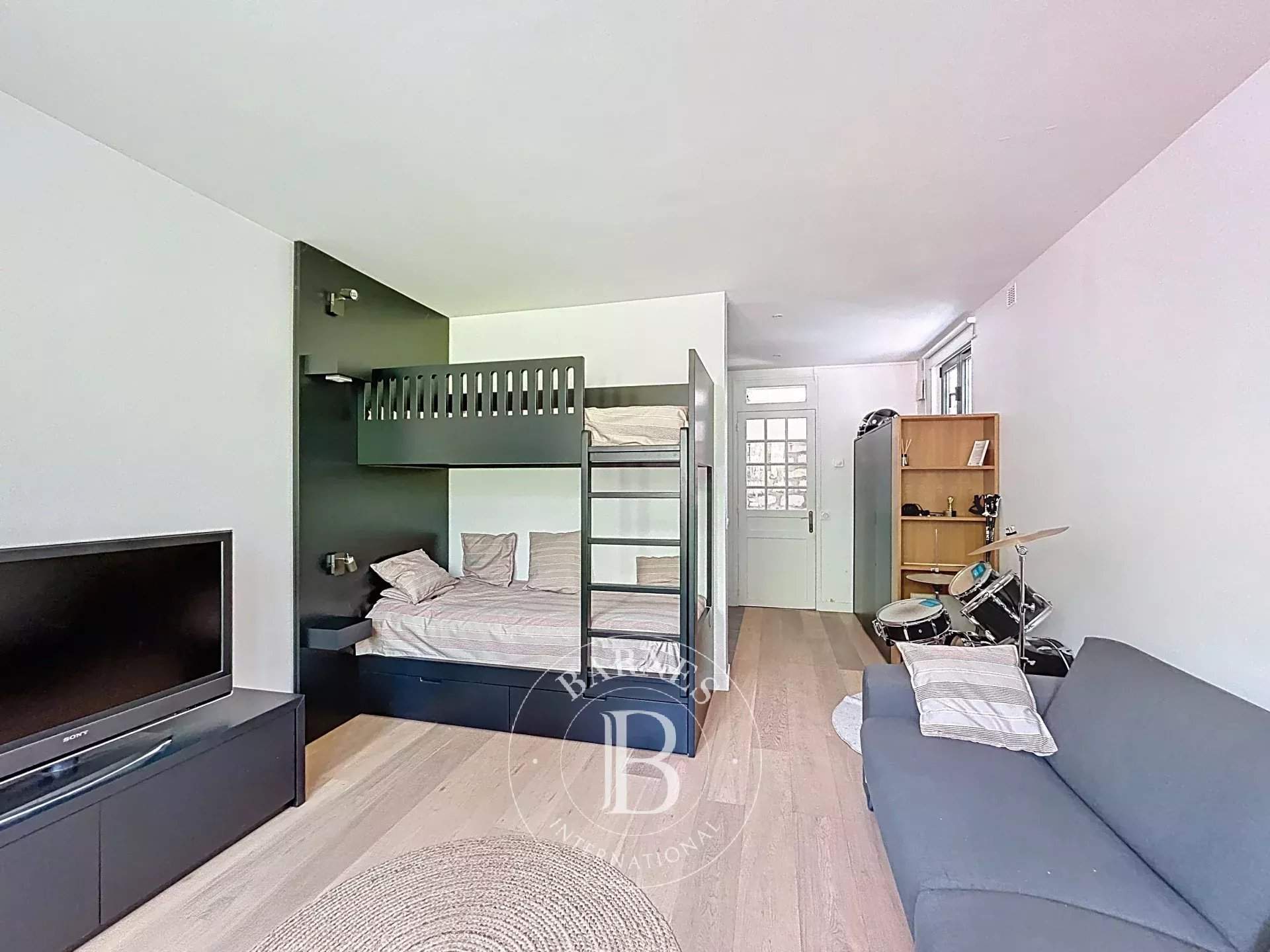 Saint-Germain-en-Laye  - House 5 Bedrooms - picture 18
