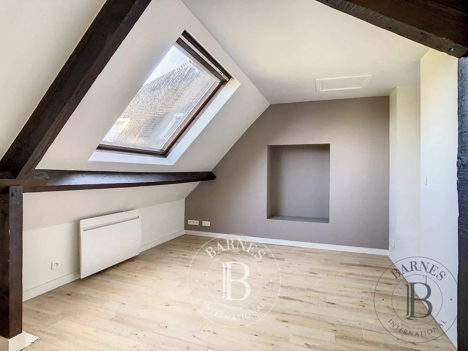 Jouy-en-Josas  - Duplex 6 Pièces 3 Chambres - picture 14