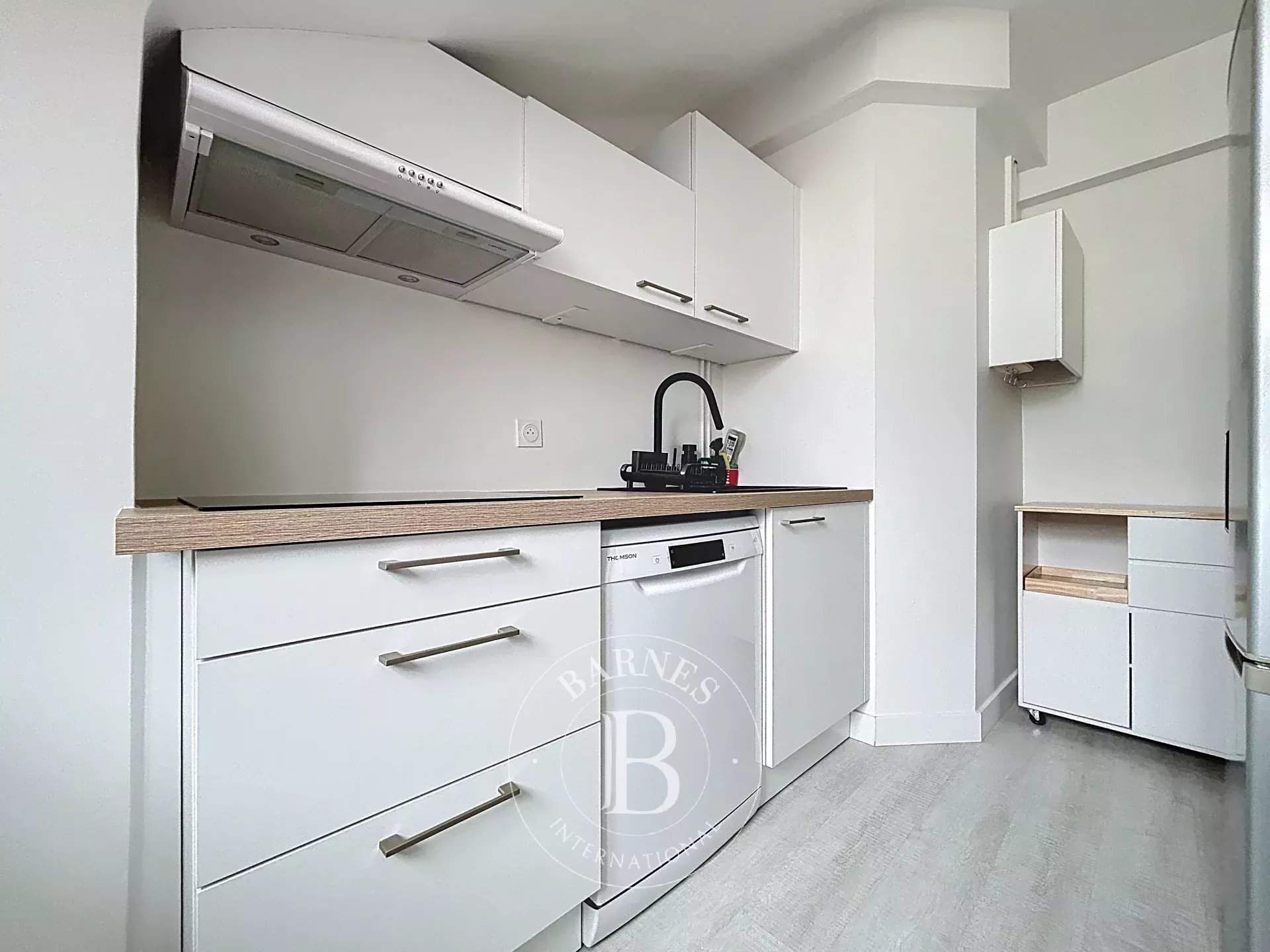 Saint-Germain-en-Laye  - Apartment 1 Bedroom - picture 11