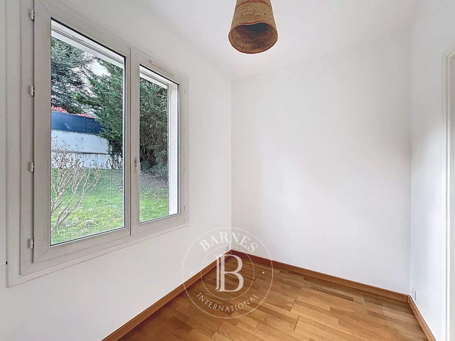 Marly-le-Roi  - Maison 5 Pi&egrave;ces 3 Chambres - picture 11