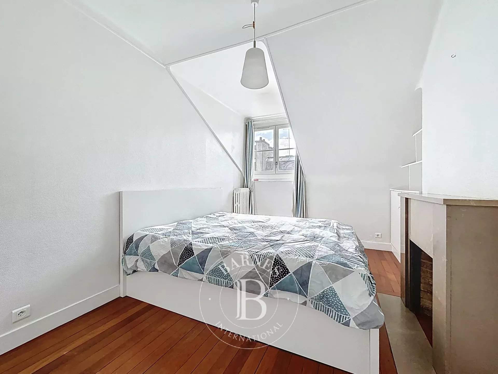 Saint-Germain-en-Laye  - Apartment 1 Bedroom - picture 2