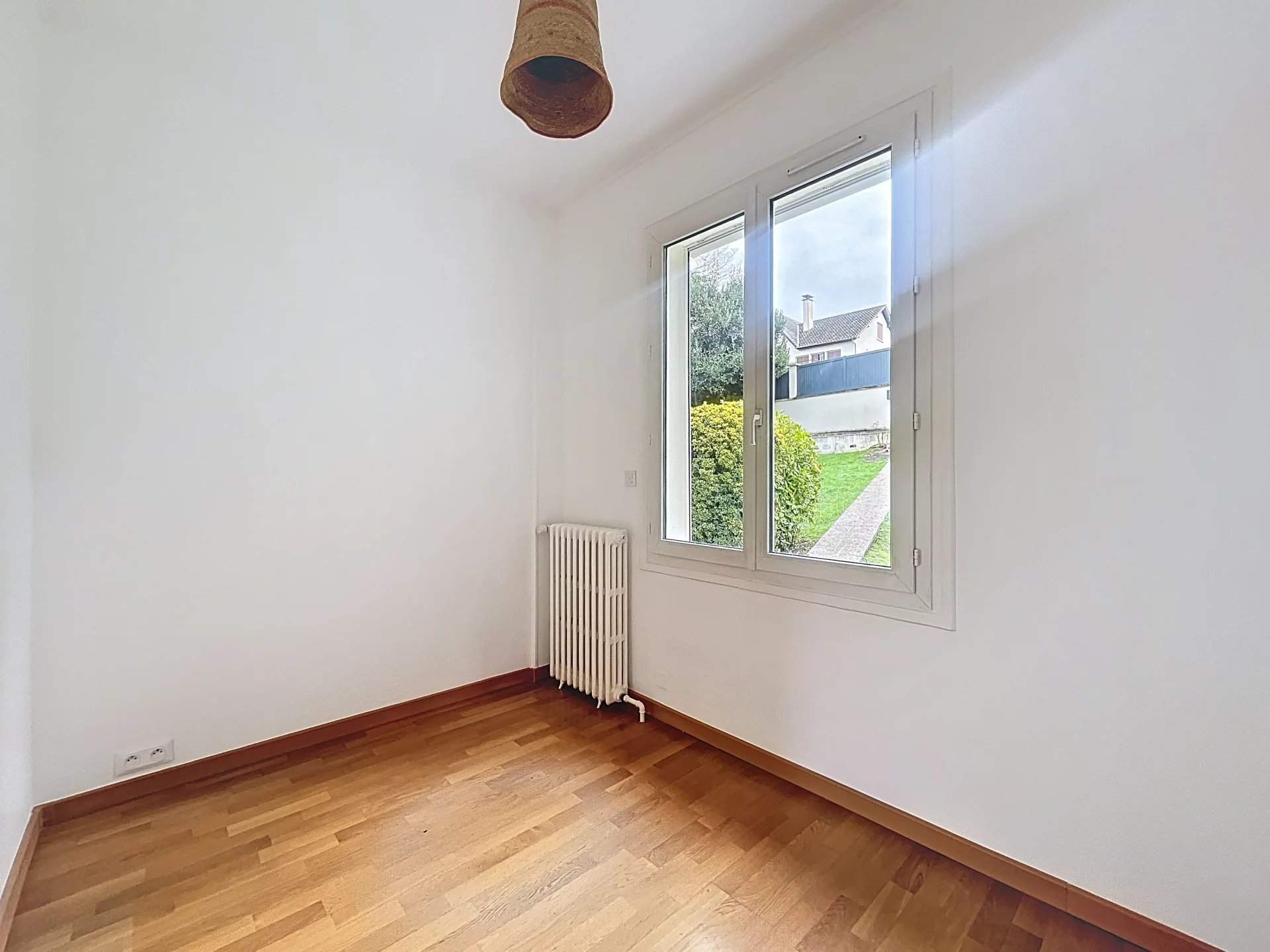 Marly-le-Roi  - Maison 5 Pi&egrave;ces 3 Chambres - picture 8