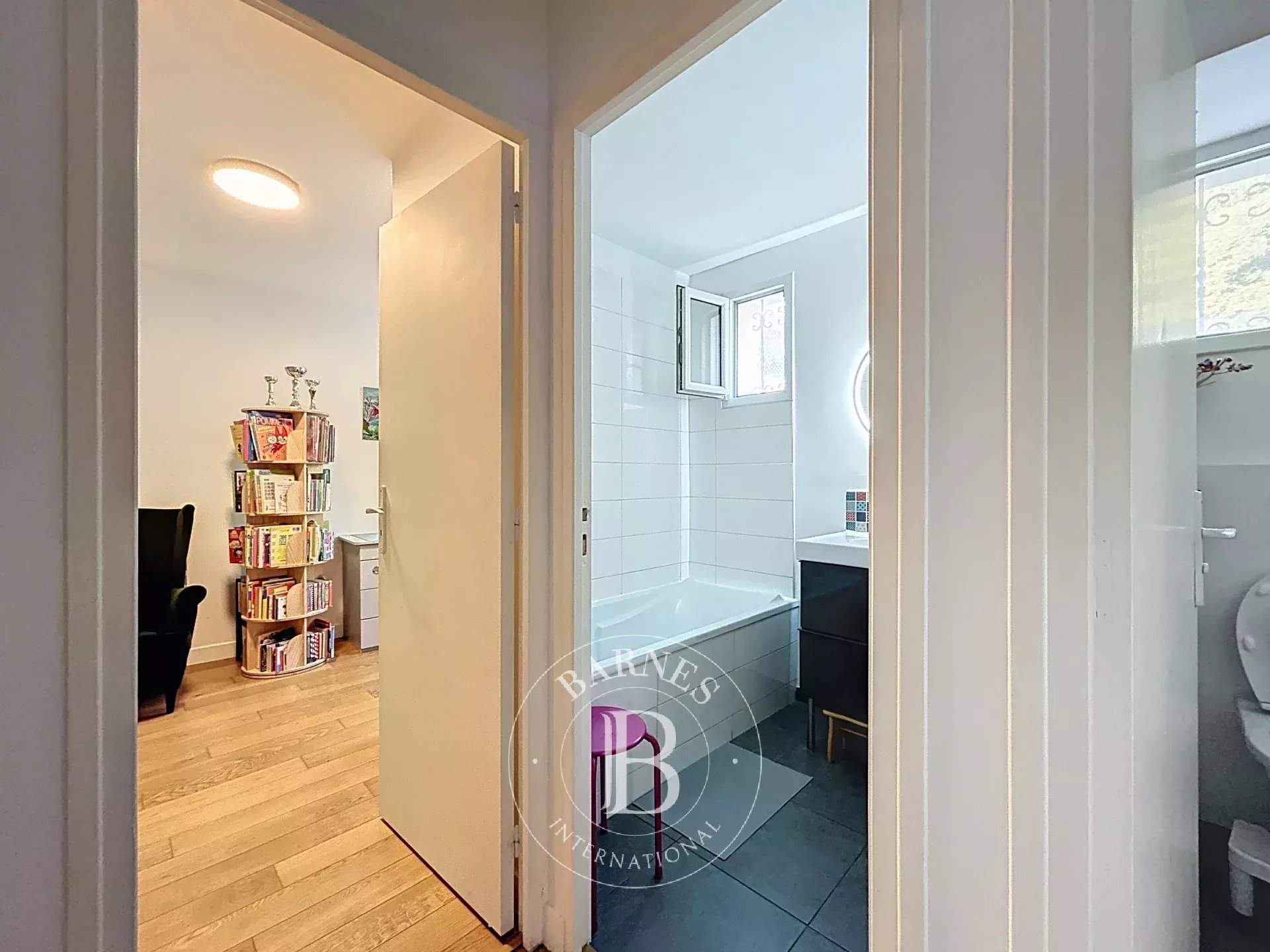 Saint-Germain-en-Laye  - Casa 7 Cuartos 5 Habitaciones - picture 17