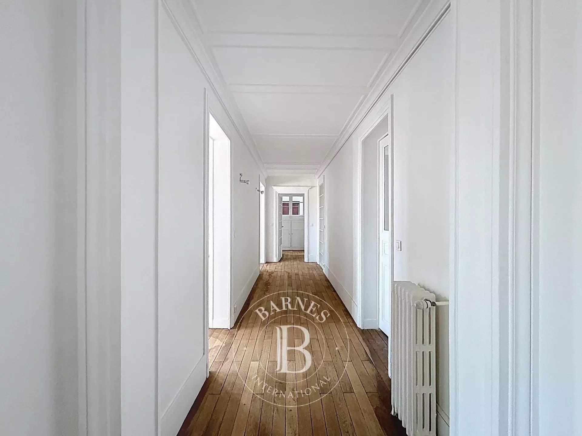 Versailles  - Apartment 4 Bedrooms - picture 5