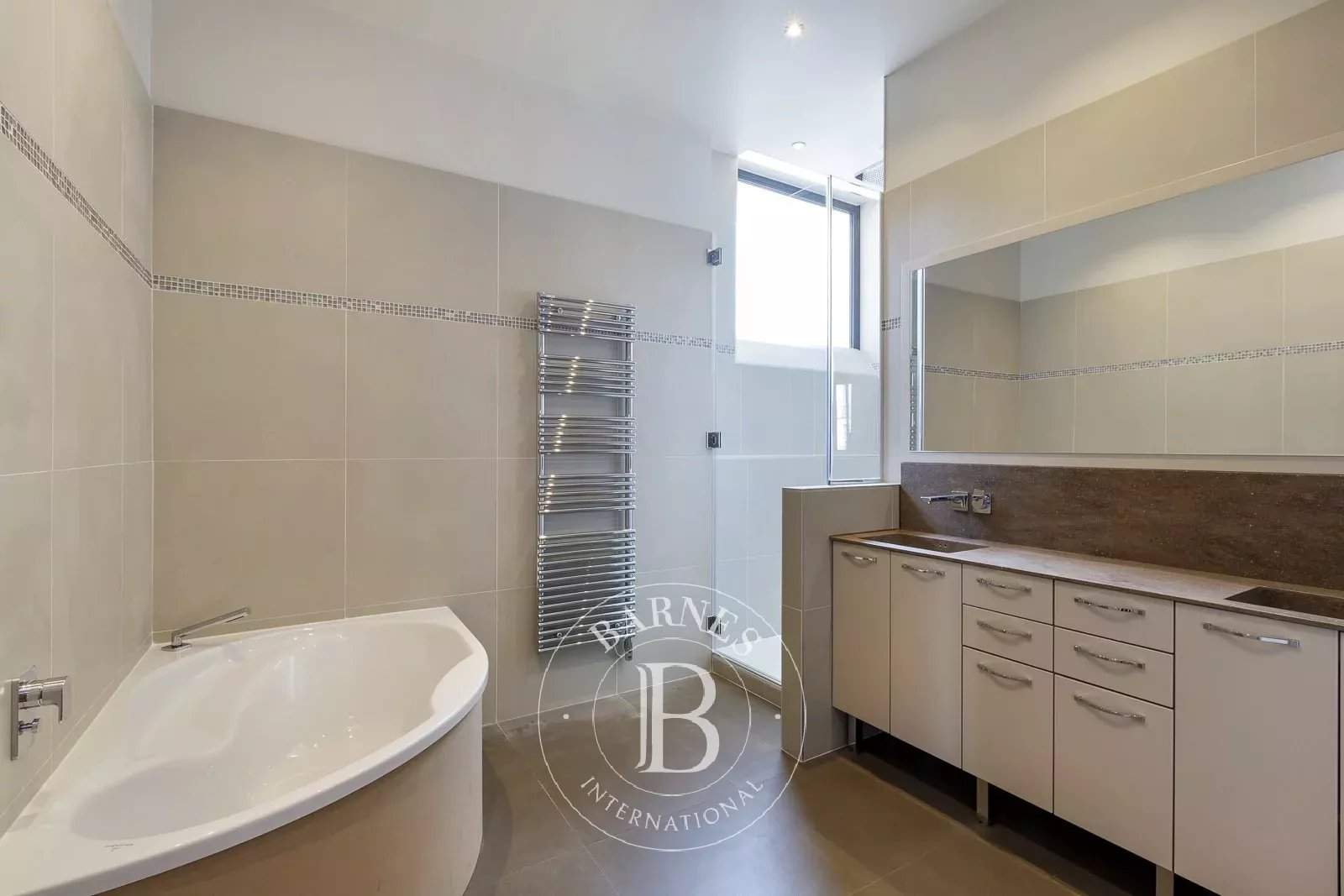 Saint-Germain-en-Laye  - Appartement 5 Pi&egrave;ces 3 Chambres - picture 11