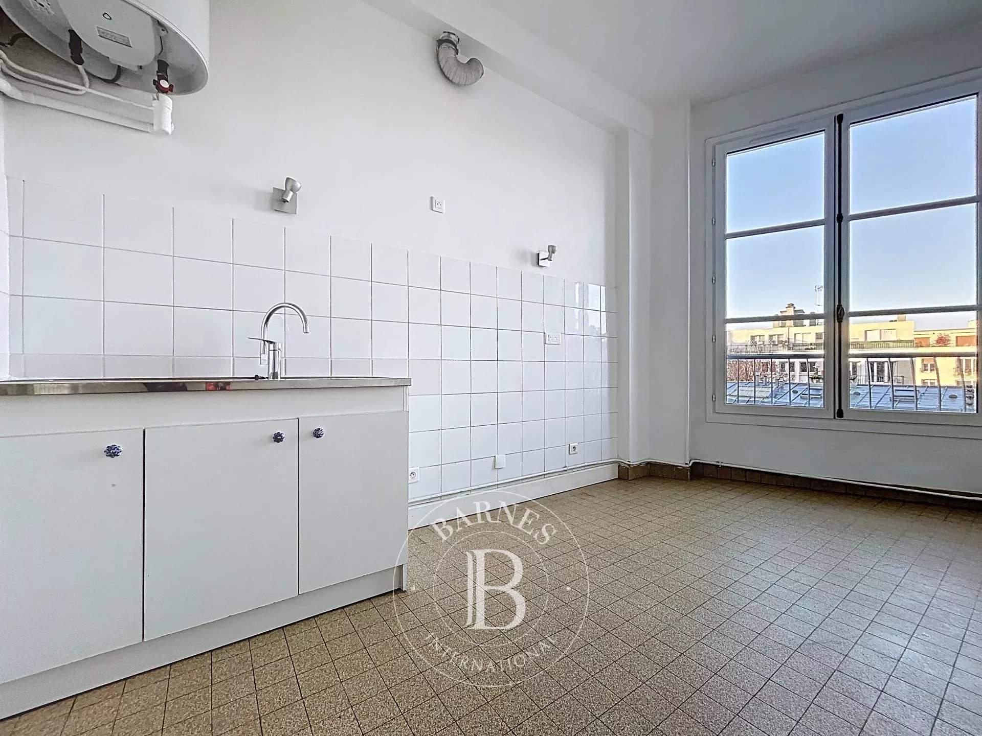 Versailles  - Apartment 3 Bedrooms - picture 11