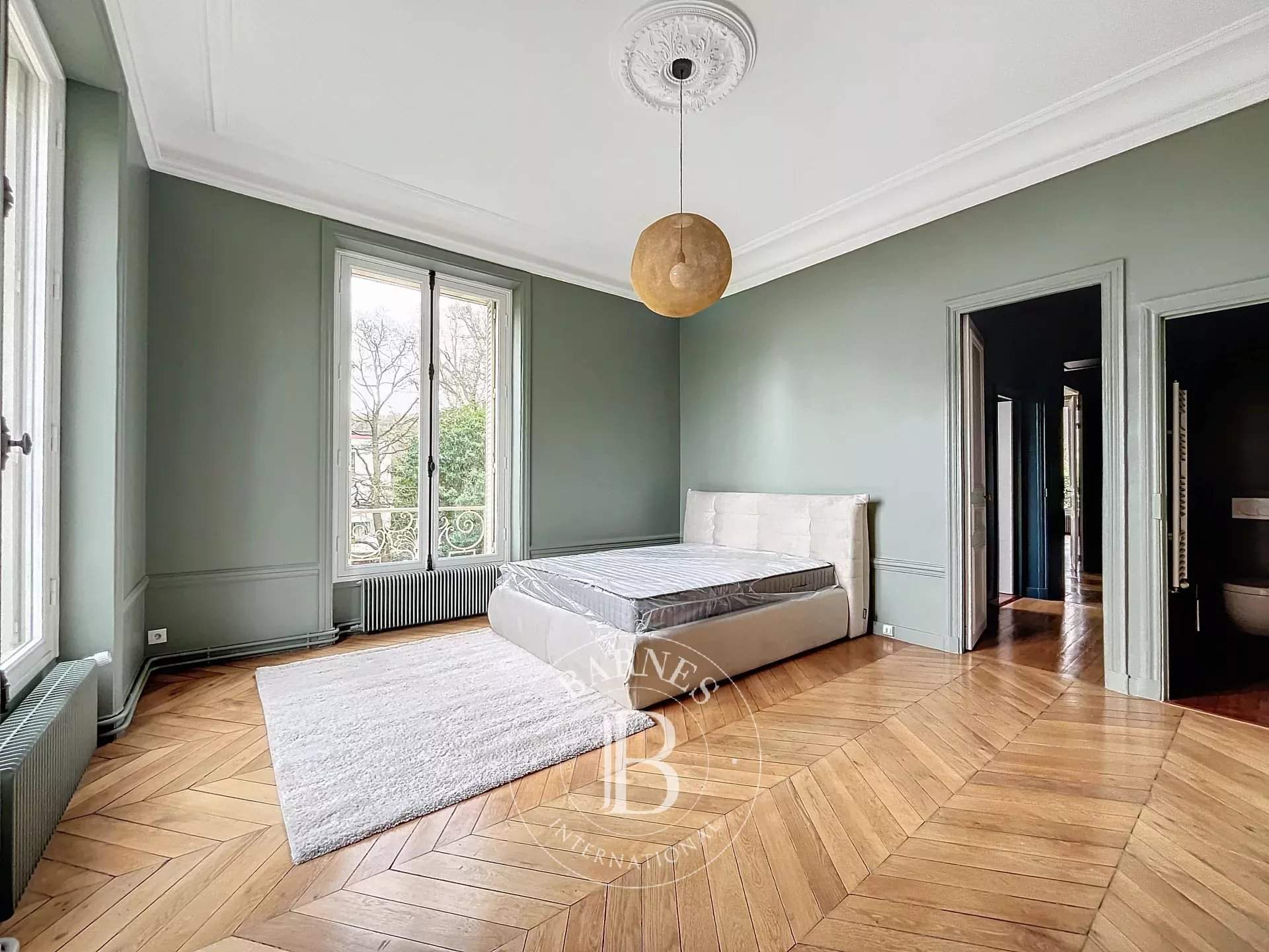 Louveciennes  - Apartment 3 Bedrooms - picture 2