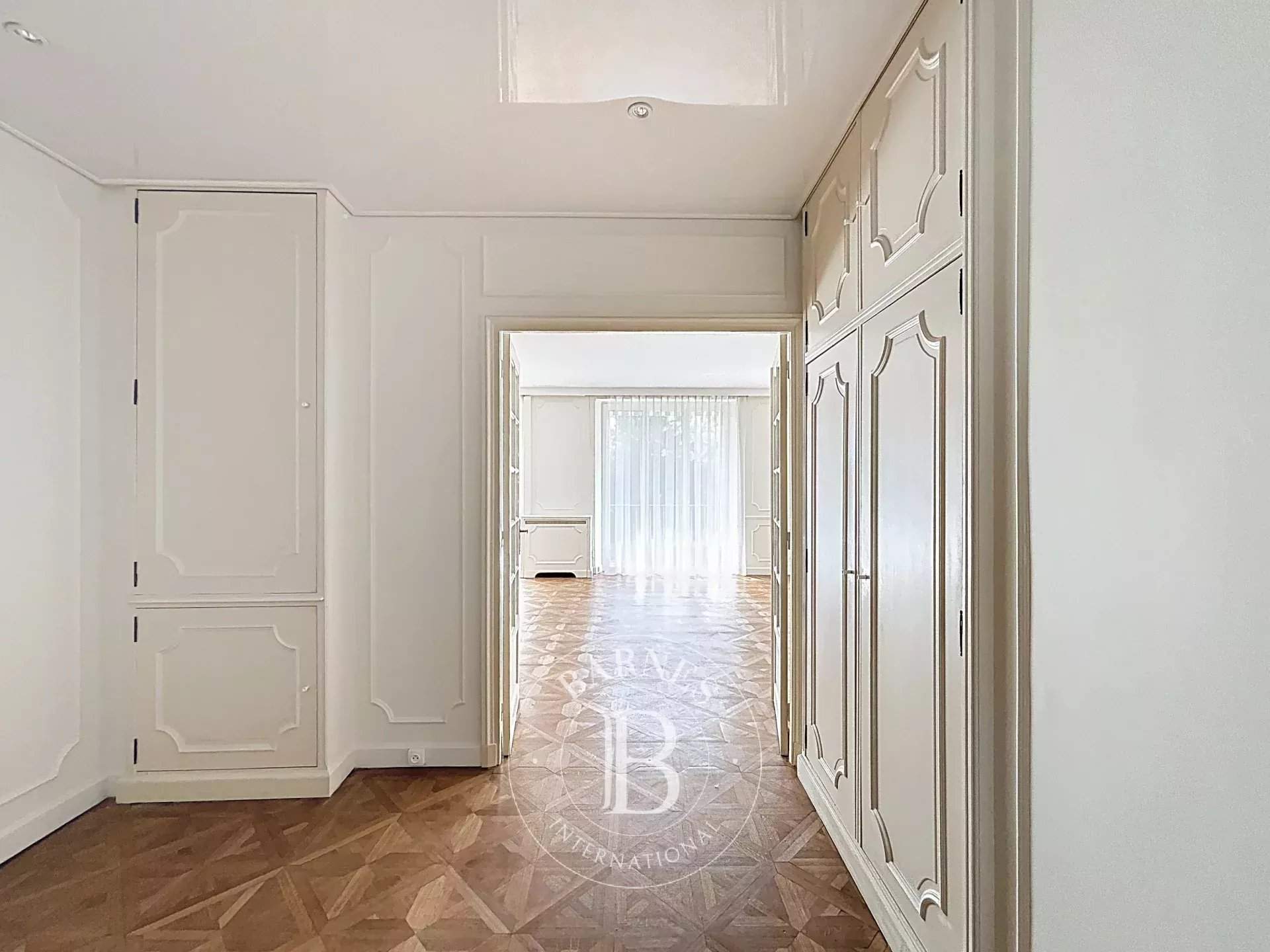 Saint-Germain-en-Laye  - Appartement 6 Pièces 4 Chambres - picture 20