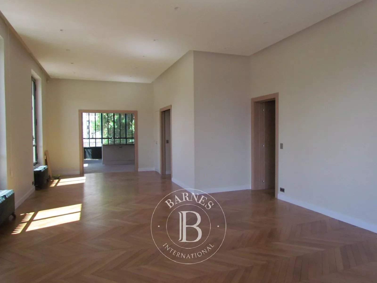 Saint-Germain-en-Laye  - Appartement 5 Pi&egrave;ces 3 Chambres - picture 4