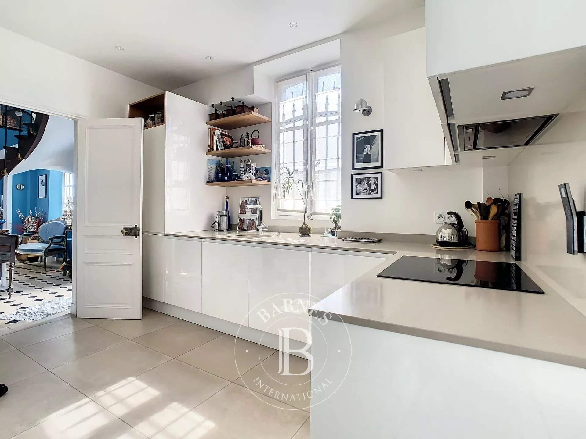 Saint-Germain-en-Laye  - Maison 8 Pi&egrave;ces 5 Chambres - picture 4