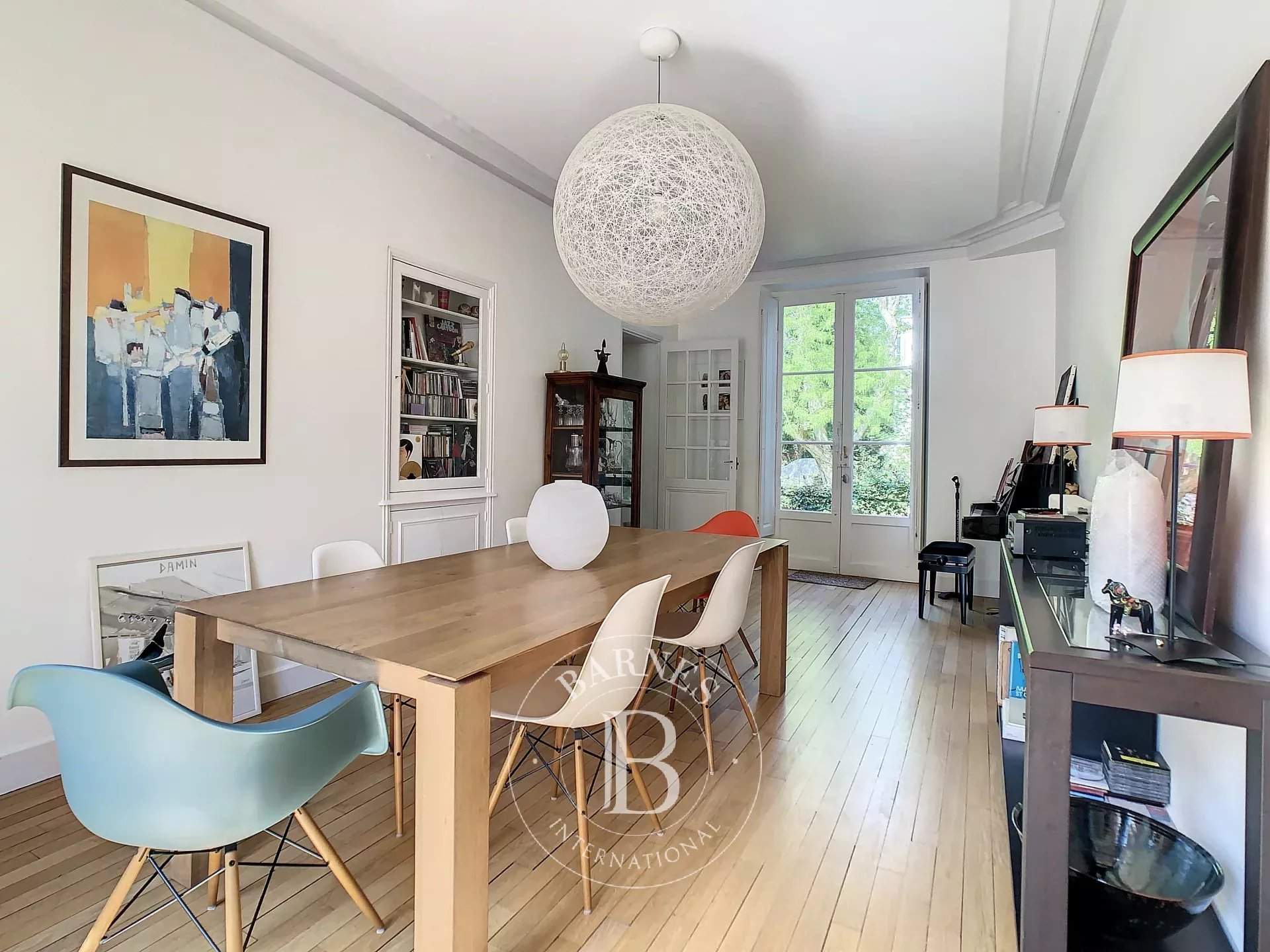 Saint-Germain-en-Laye  - Maison 8 Pi&egrave;ces 5 Chambres - picture 13