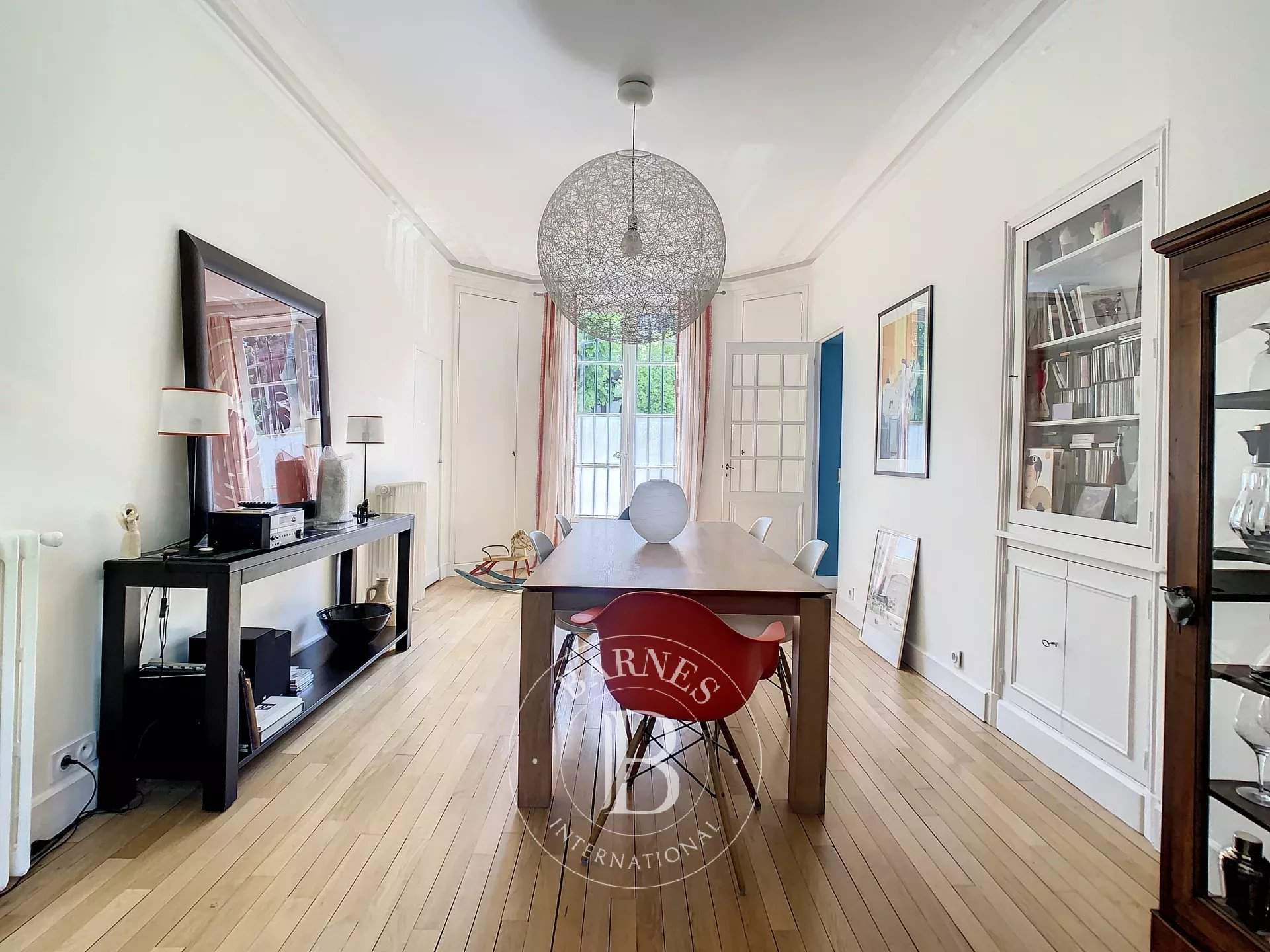 Saint-Germain-en-Laye  - Maison 8 Pi&egrave;ces 5 Chambres - picture 8