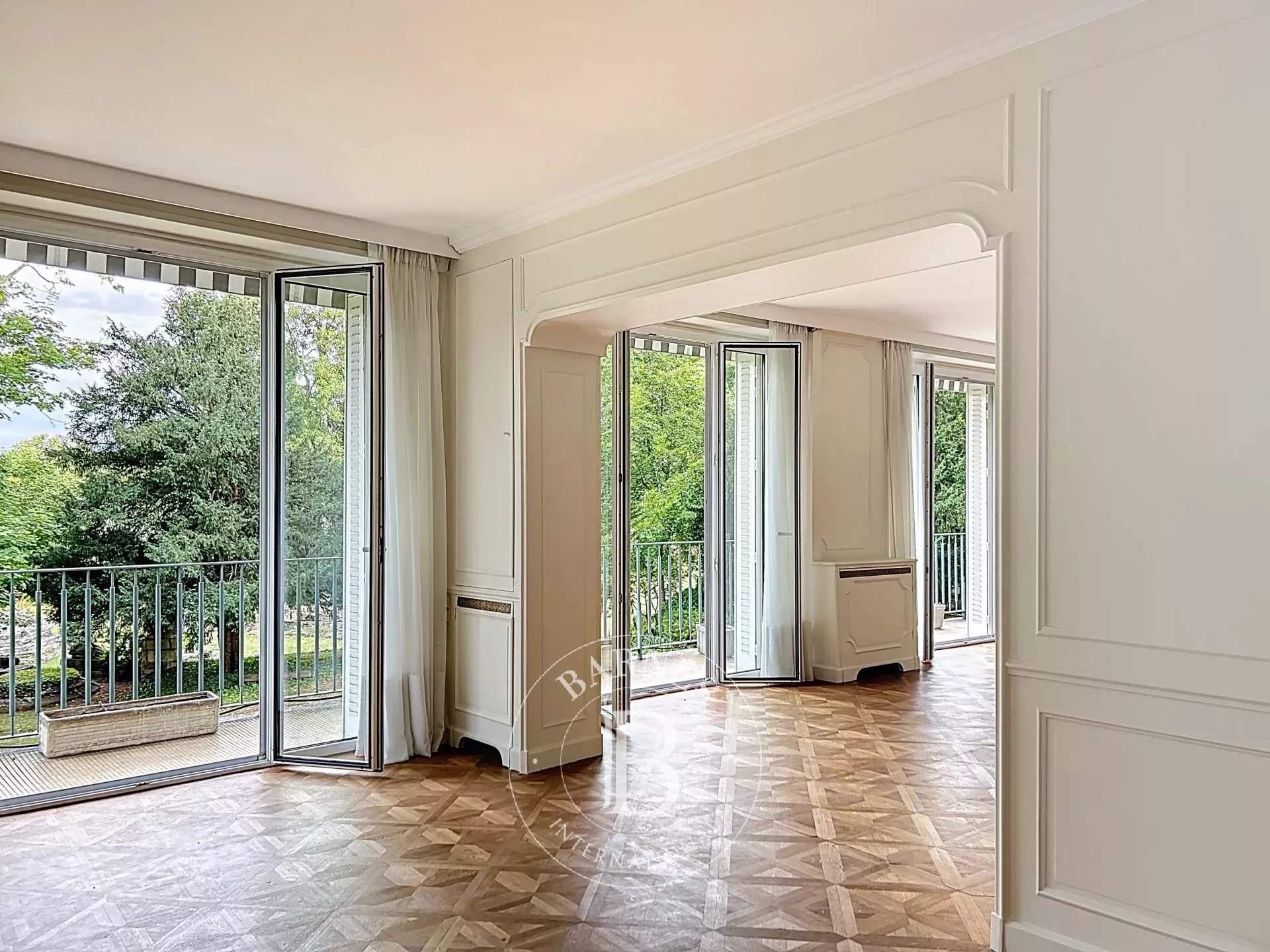 Saint-Germain-en-Laye  - Appartement 6 Pièces 4 Chambres - picture 14