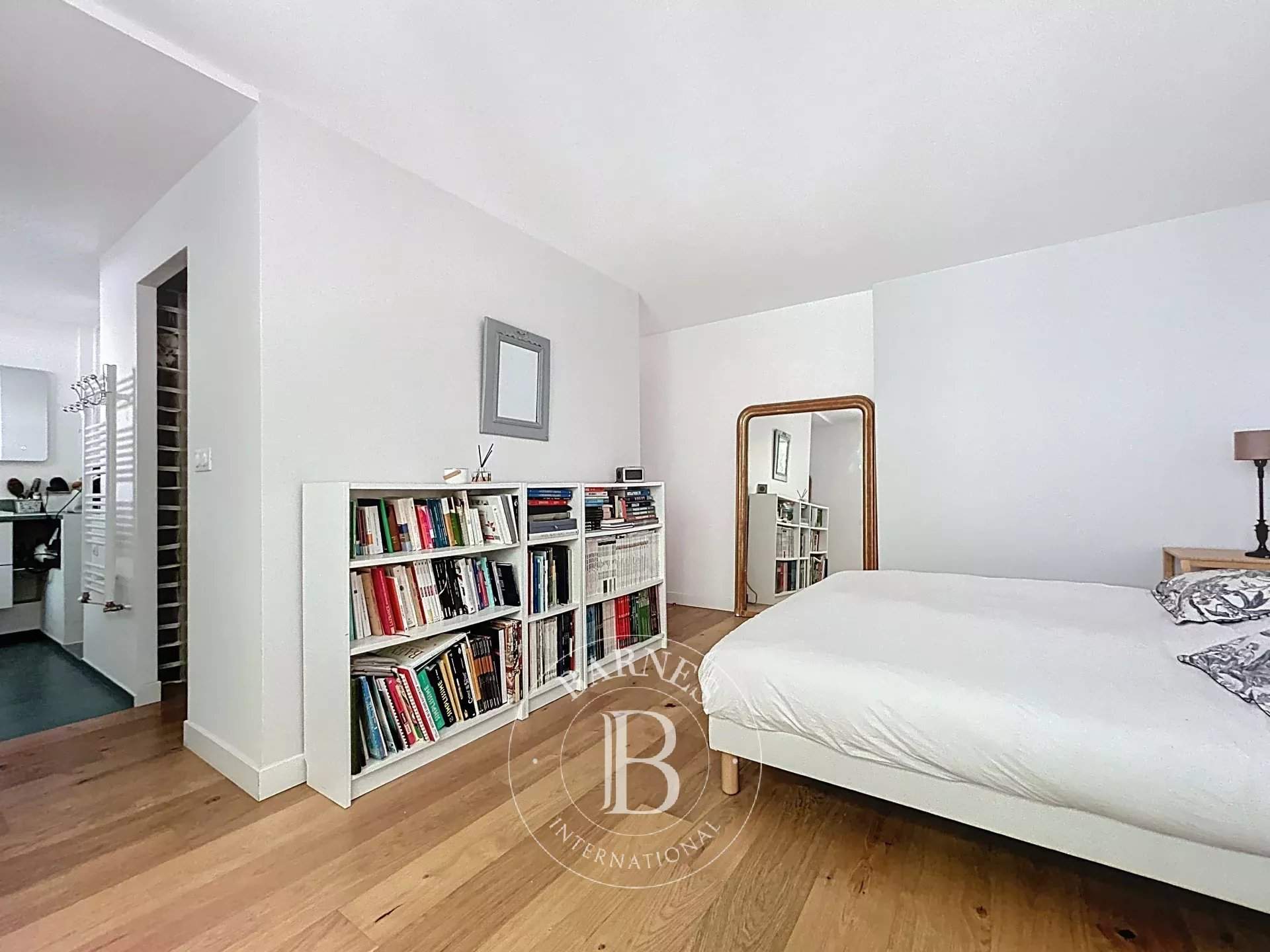 Saint-Germain-en-Laye  - Appartement 7 Pièces 5 Chambres - picture 8