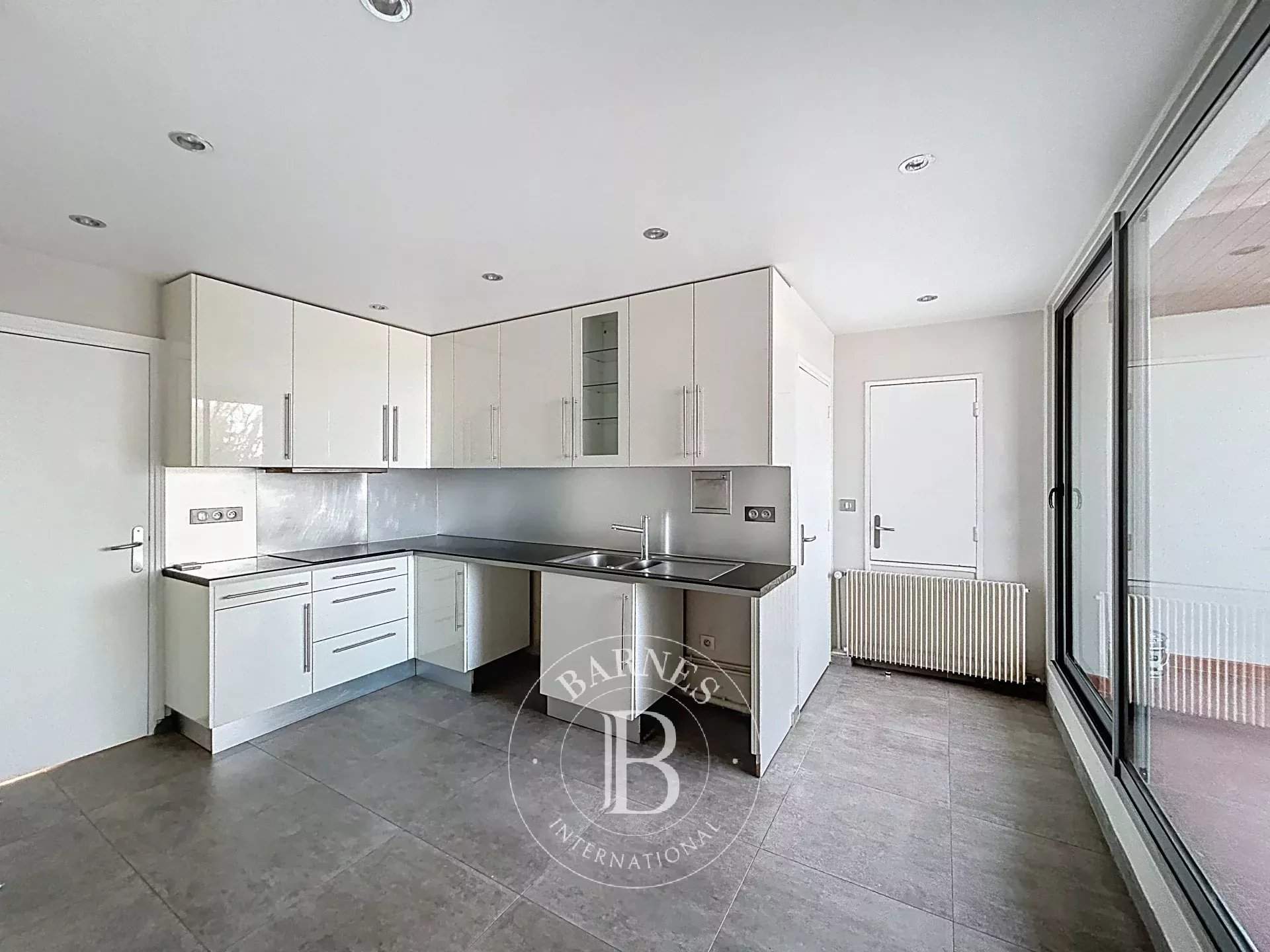 La Celle-Saint-Cloud  - Apartment 3 Bedrooms - picture 3