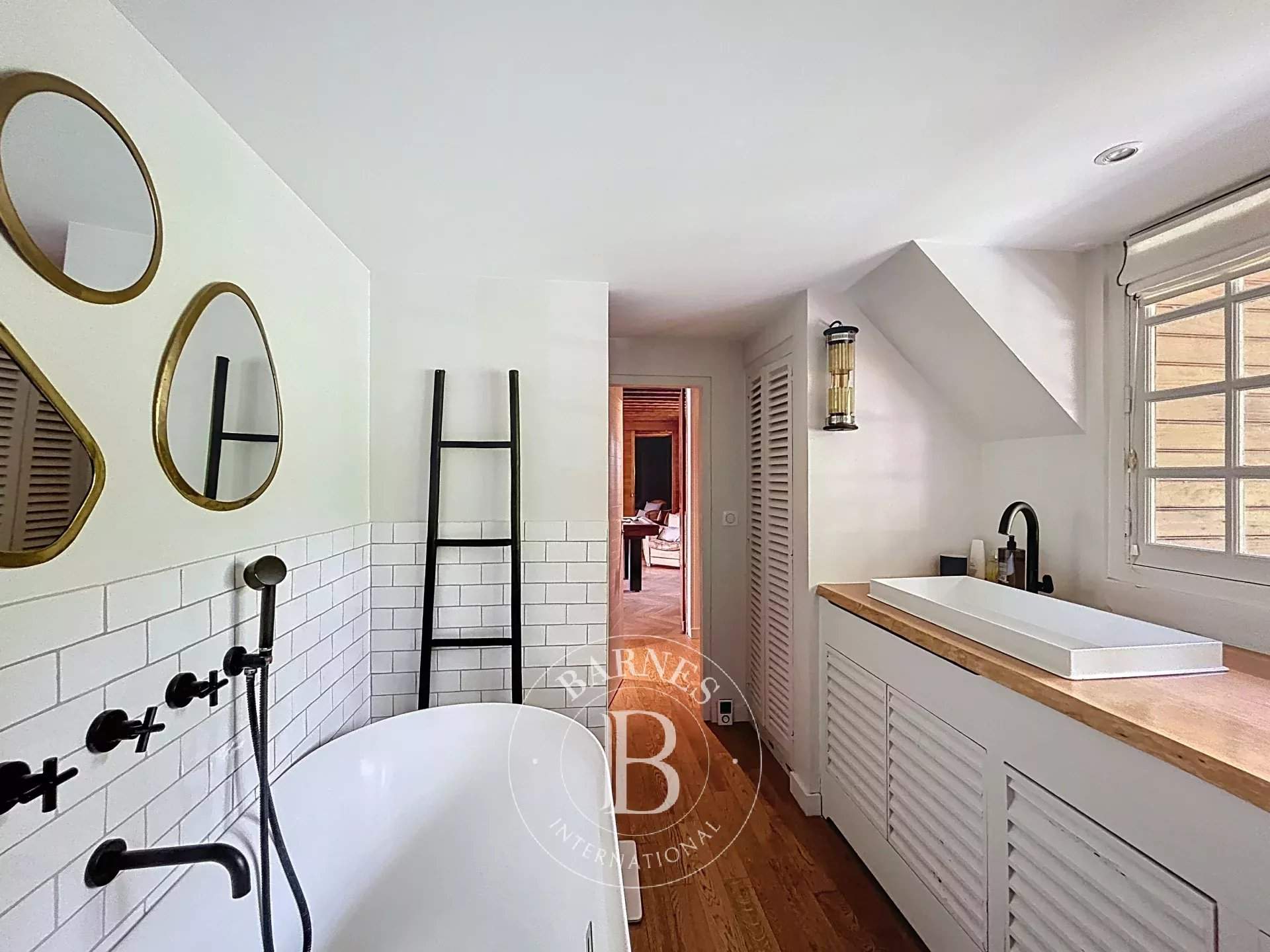 Saint-Germain-en-Laye  - House 5 Bedrooms - picture 11