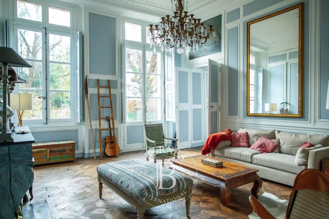 Versailles  - Apartment 5 Bedrooms - picture 1
