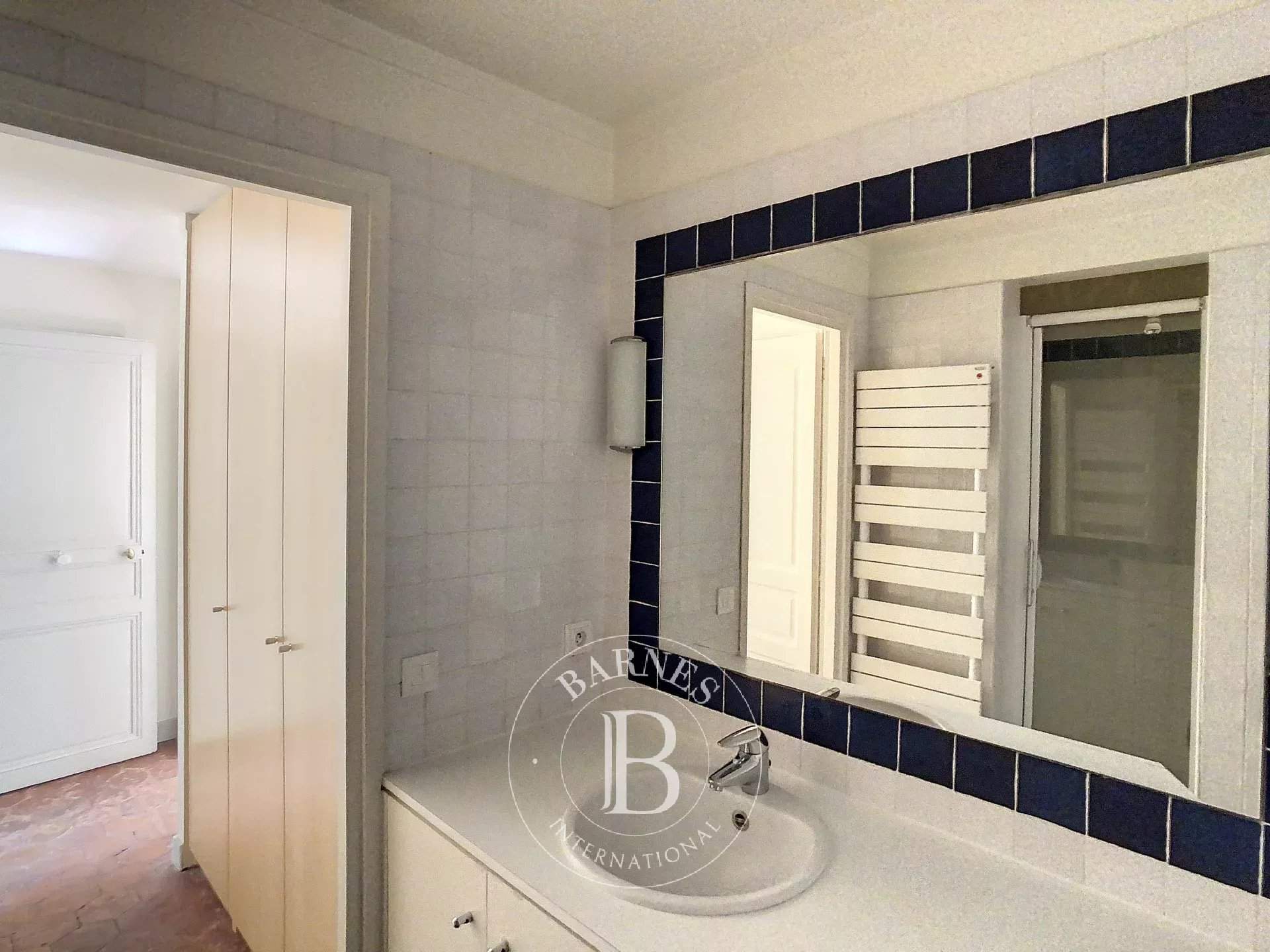 Versailles  - Apartment 5 Bedrooms - picture 16