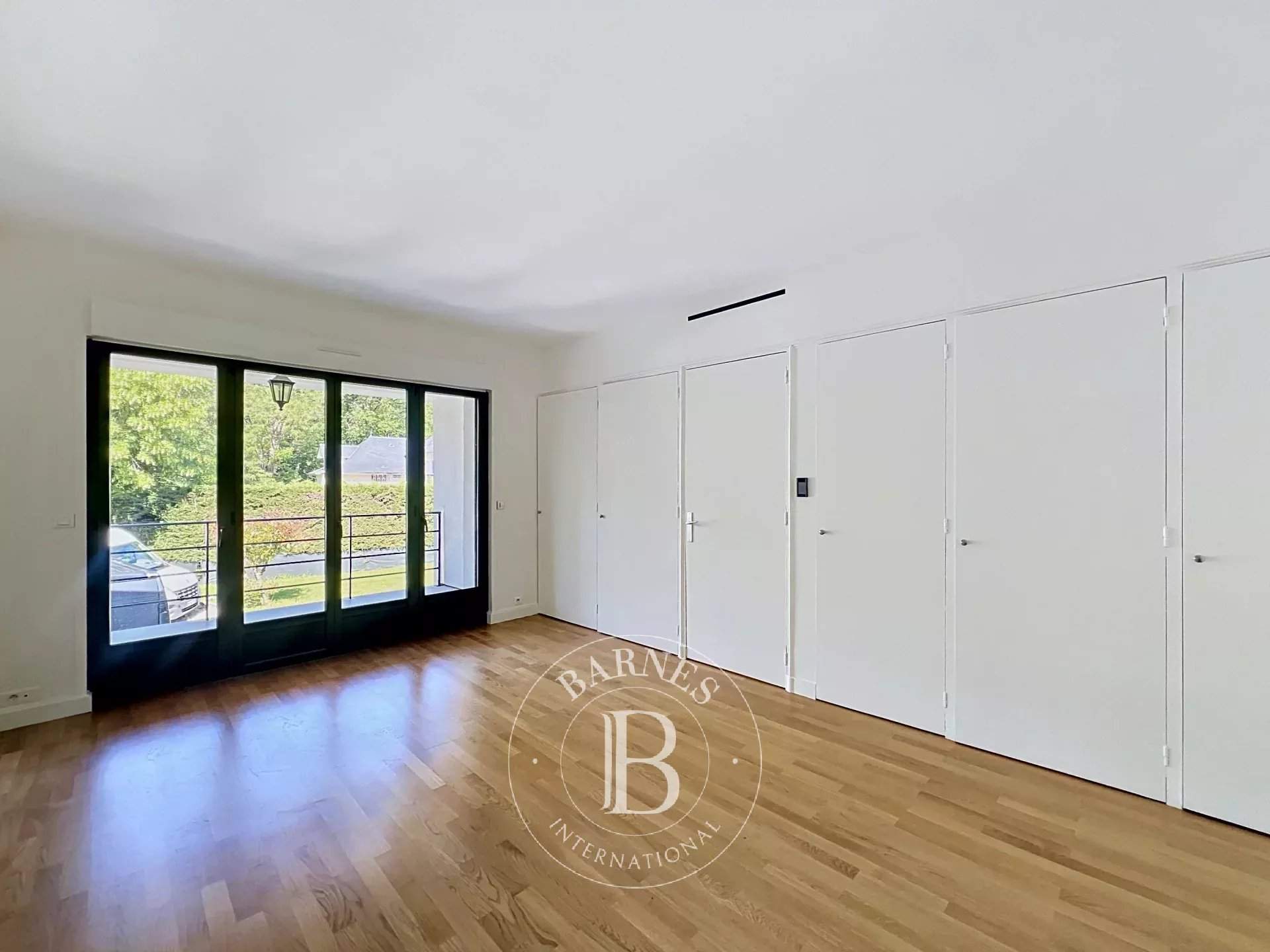 La Celle-Saint-Cloud  - House  - picture 7